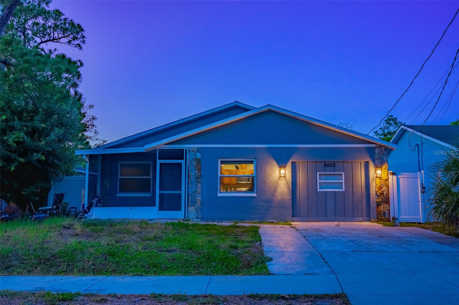 2423 23RD ST, SARASOTA, FL — photo 3