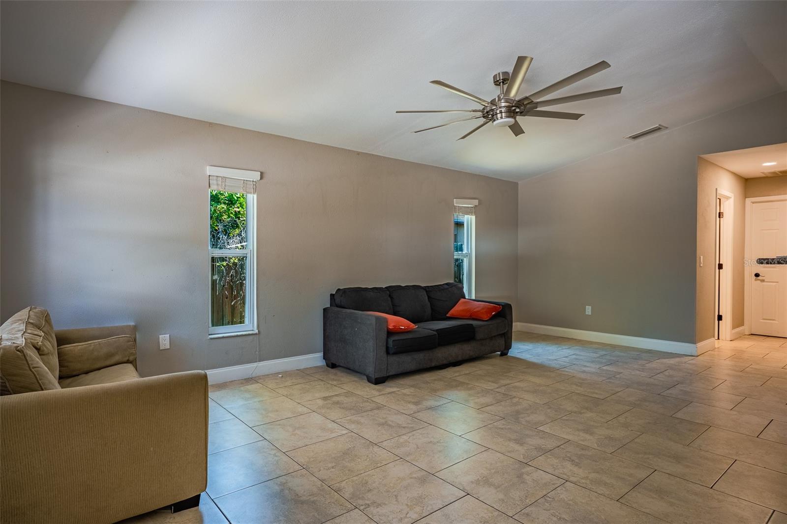 2423 23RD ST, SARASOTA, FL — photo 4