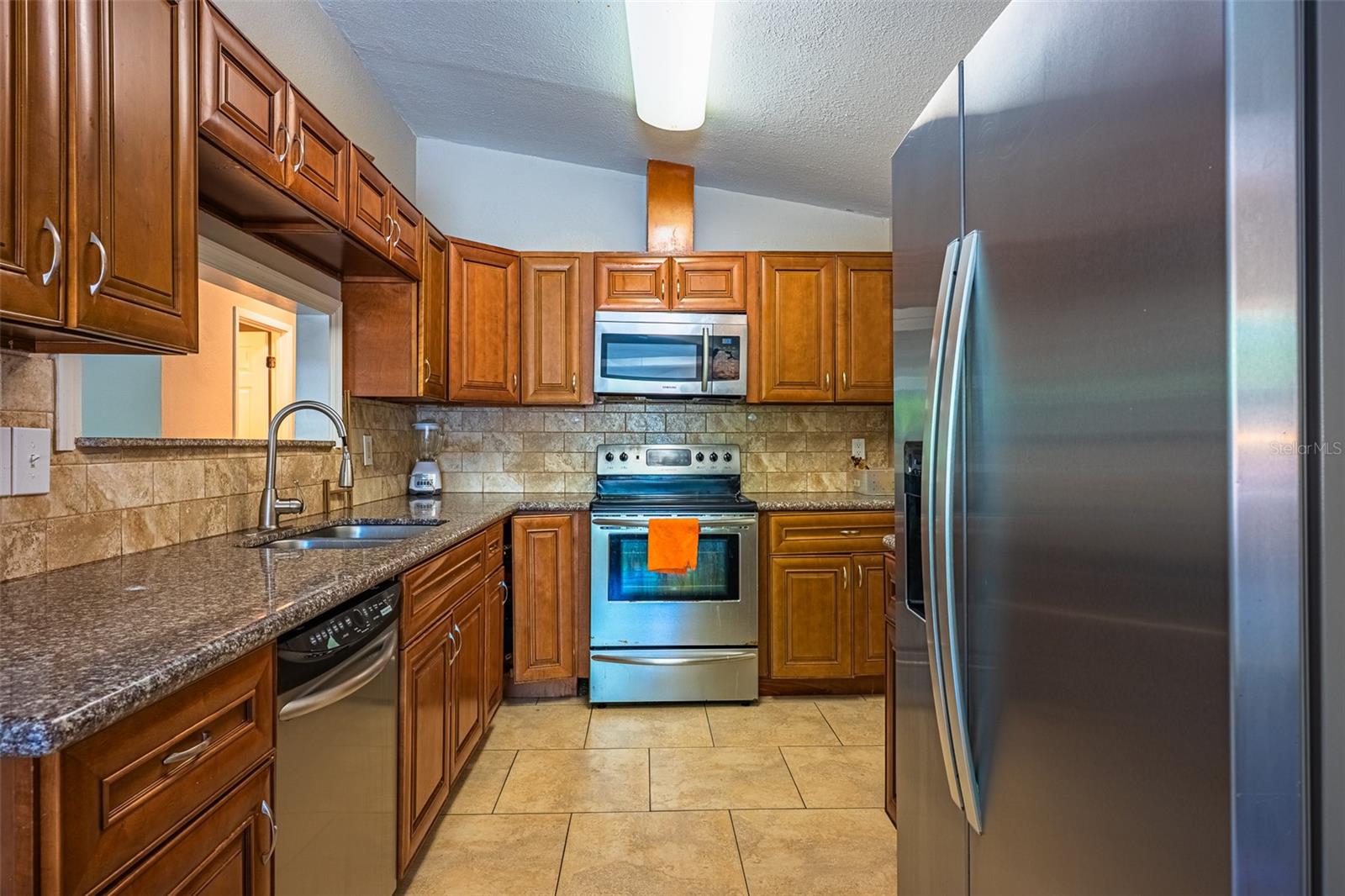 2423 23RD ST, SARASOTA, FL — photo 9