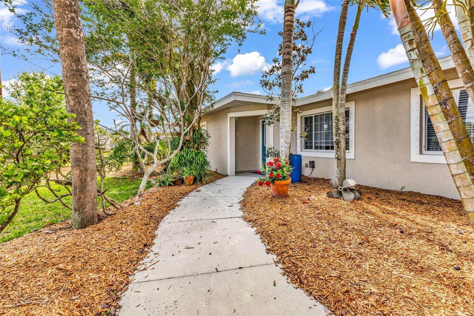28401 COCO PALM DR, PUNTA GORDA, FL — photo 4