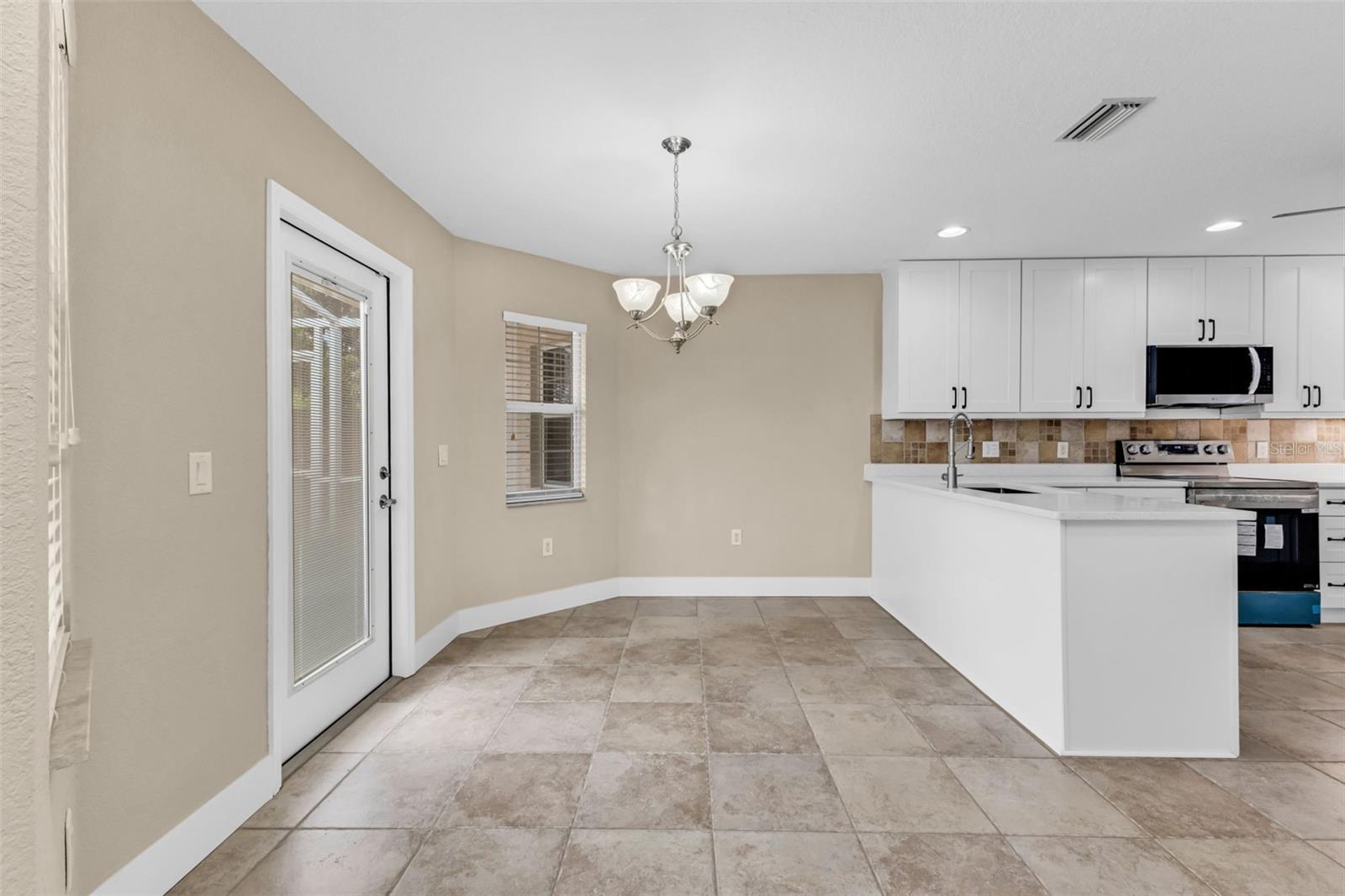 28401 COCO PALM DR, PUNTA GORDA, FL — photo 29