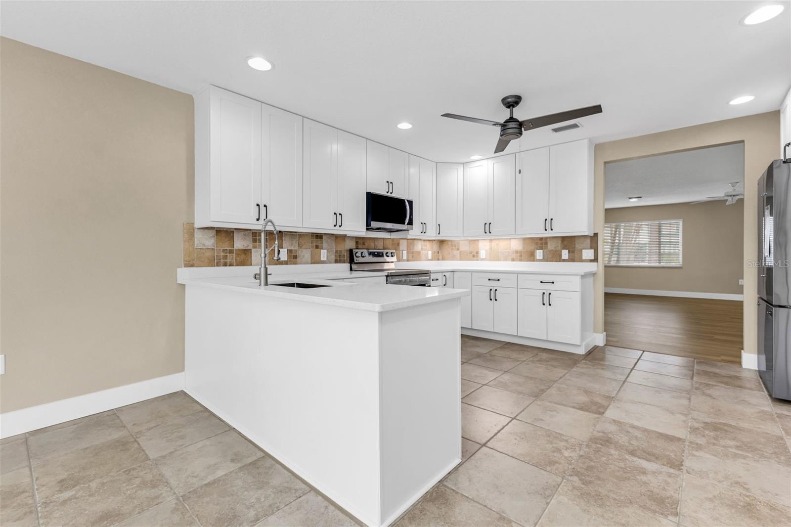28401 COCO PALM DR, PUNTA GORDA, FL — photo 31