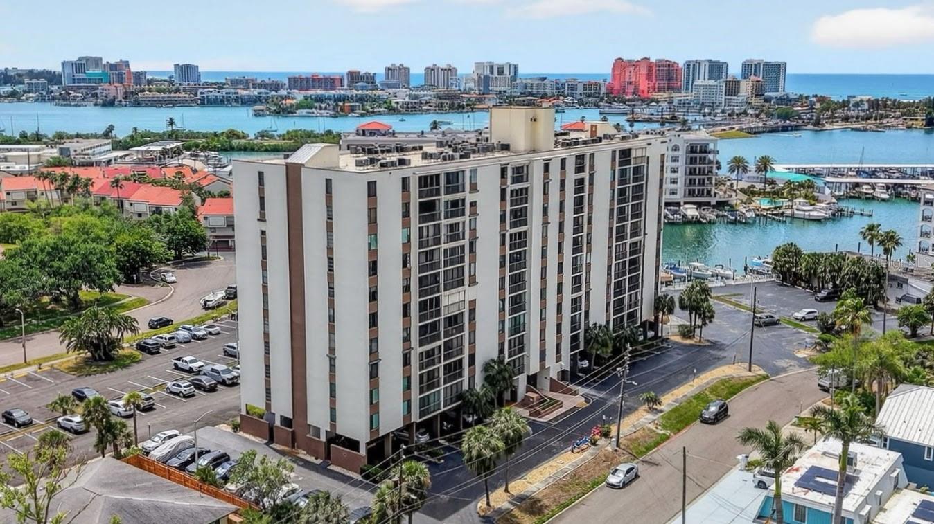 255 DOLPHIN PT #211, CLEARWATER, FL — photo 3