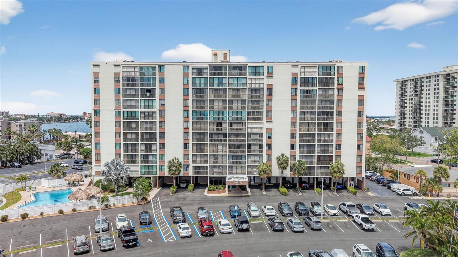 255 DOLPHIN PT #211, CLEARWATER, FL — photo 9