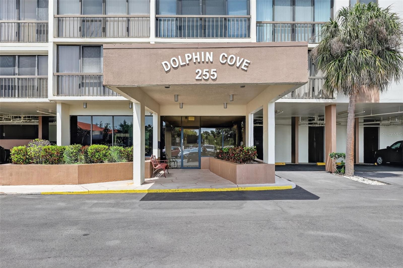 255 DOLPHIN PT #211, CLEARWATER, FL — photo 11
