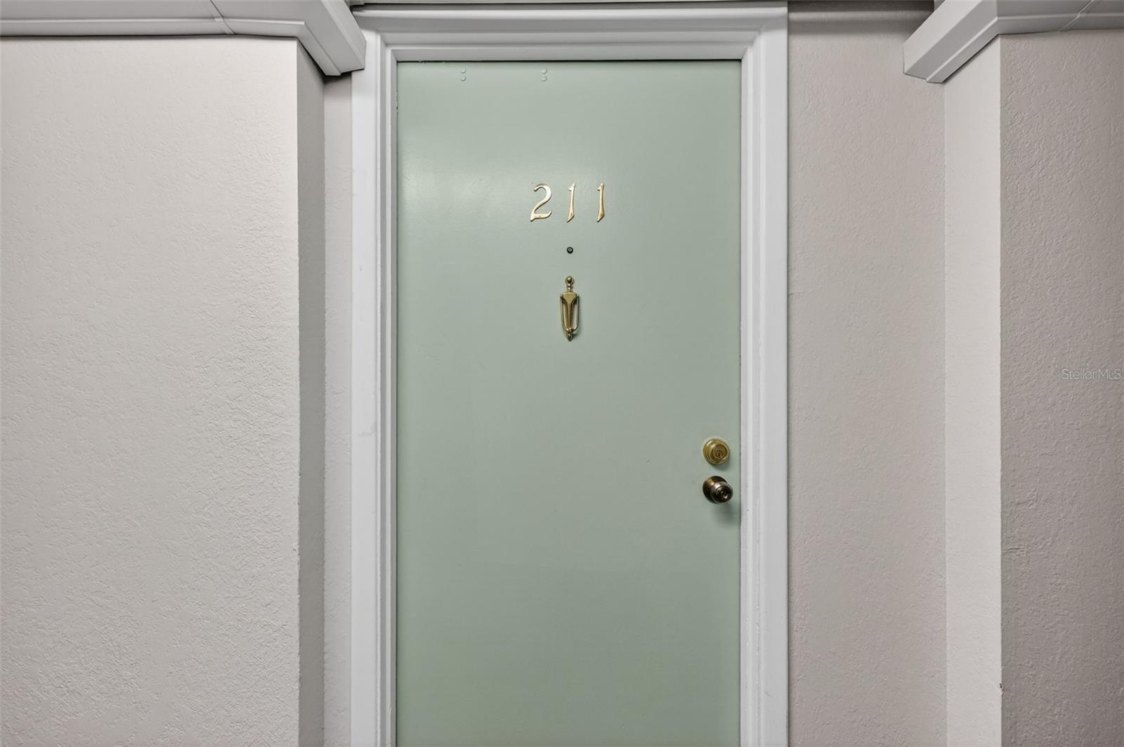 255 DOLPHIN PT #211, CLEARWATER, FL — photo 12