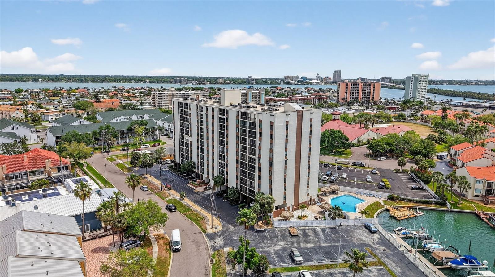 255 DOLPHIN PT #211, CLEARWATER, FL — photo 41