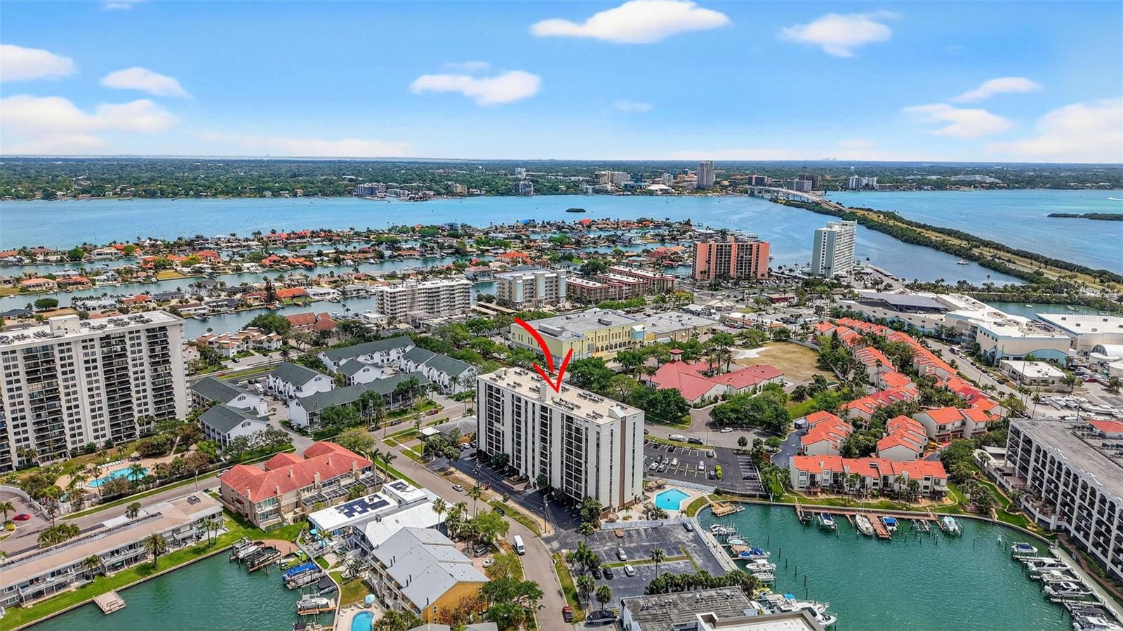 255 DOLPHIN PT #211, CLEARWATER, FL — photo 43