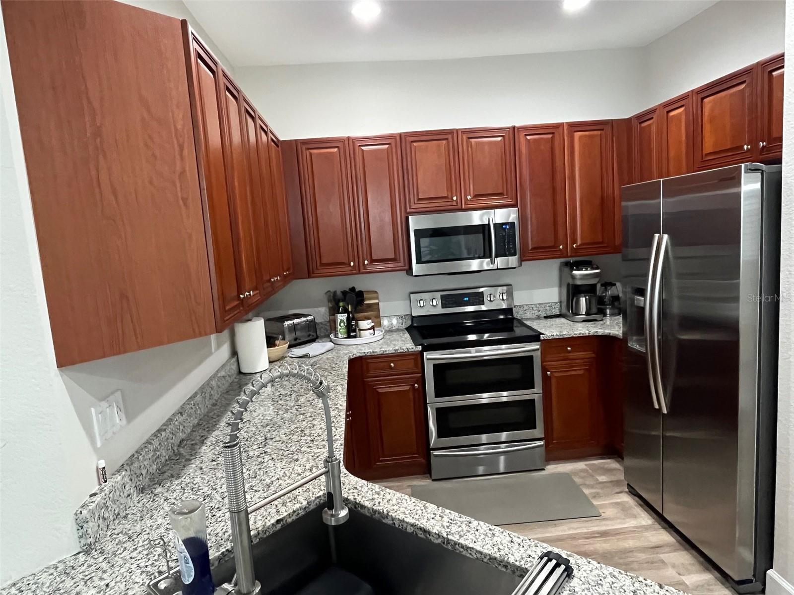 240 W END DR #821, PUNTA GORDA, FL — photo 4