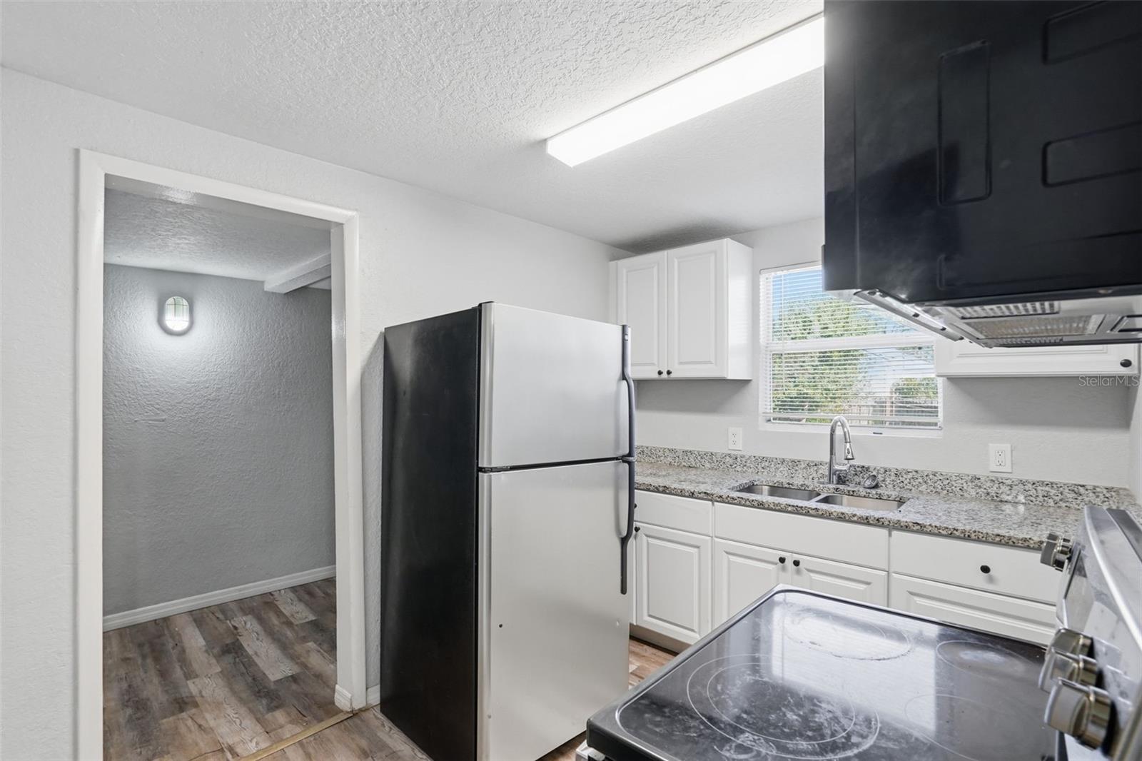 2717 13TH AVE S, ST PETERSBURG, FL — photo 11