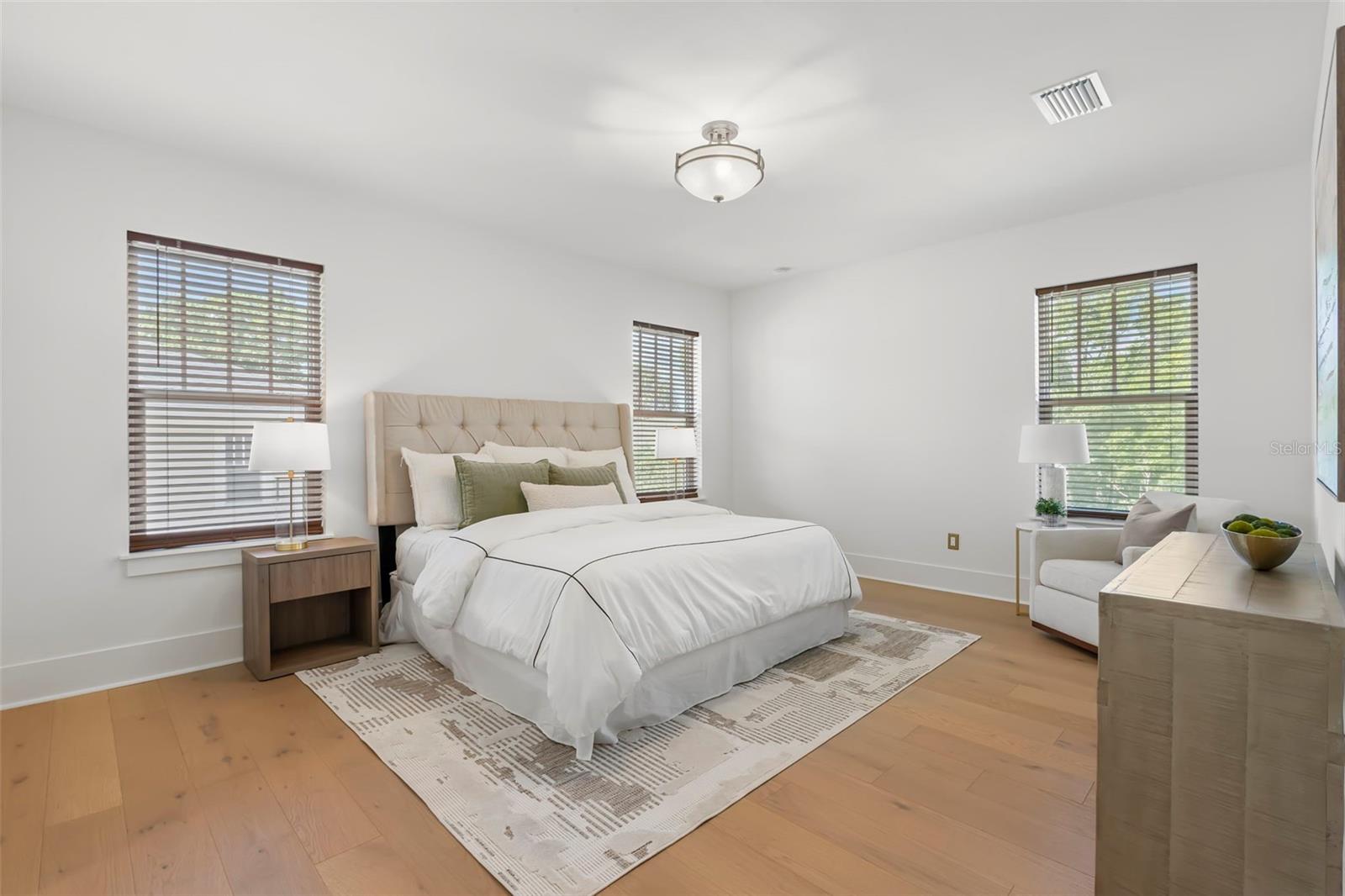 1038 26TH AVE N, ST PETERSBURG, FL — photo 31