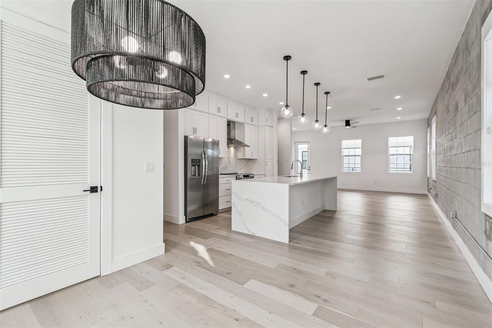 2724 5TH AVE S, ST PETERSBURG, FL — photo 27