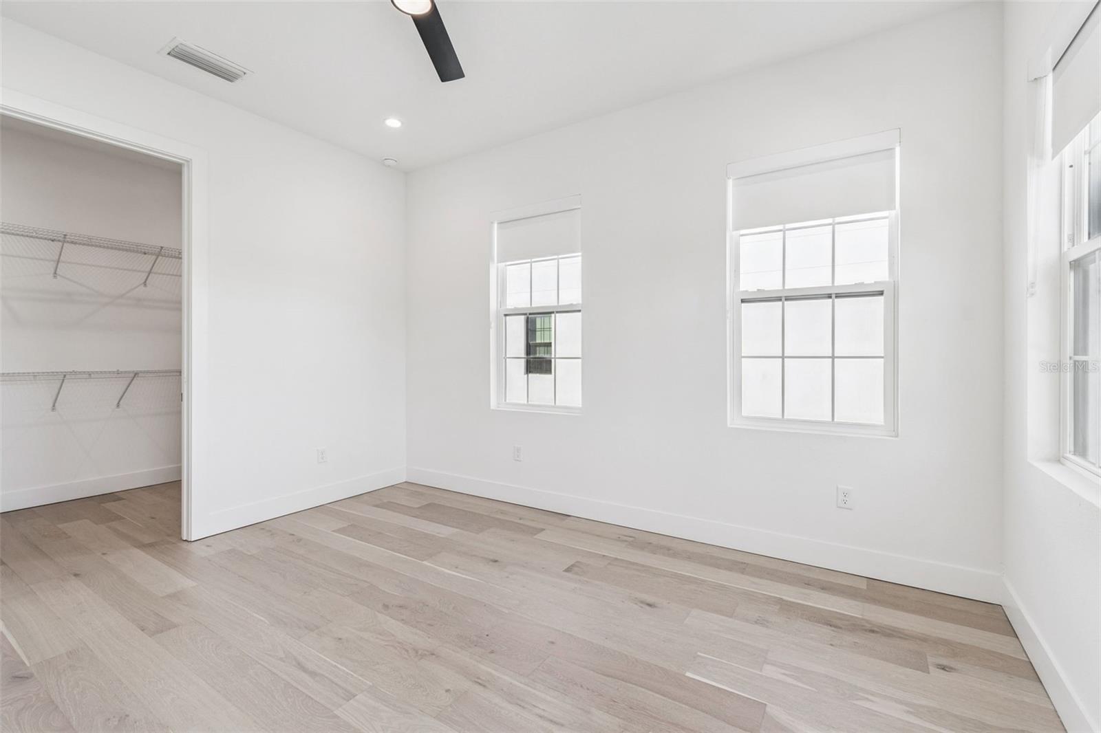 2724 5TH AVE S, ST PETERSBURG, FL — photo 49