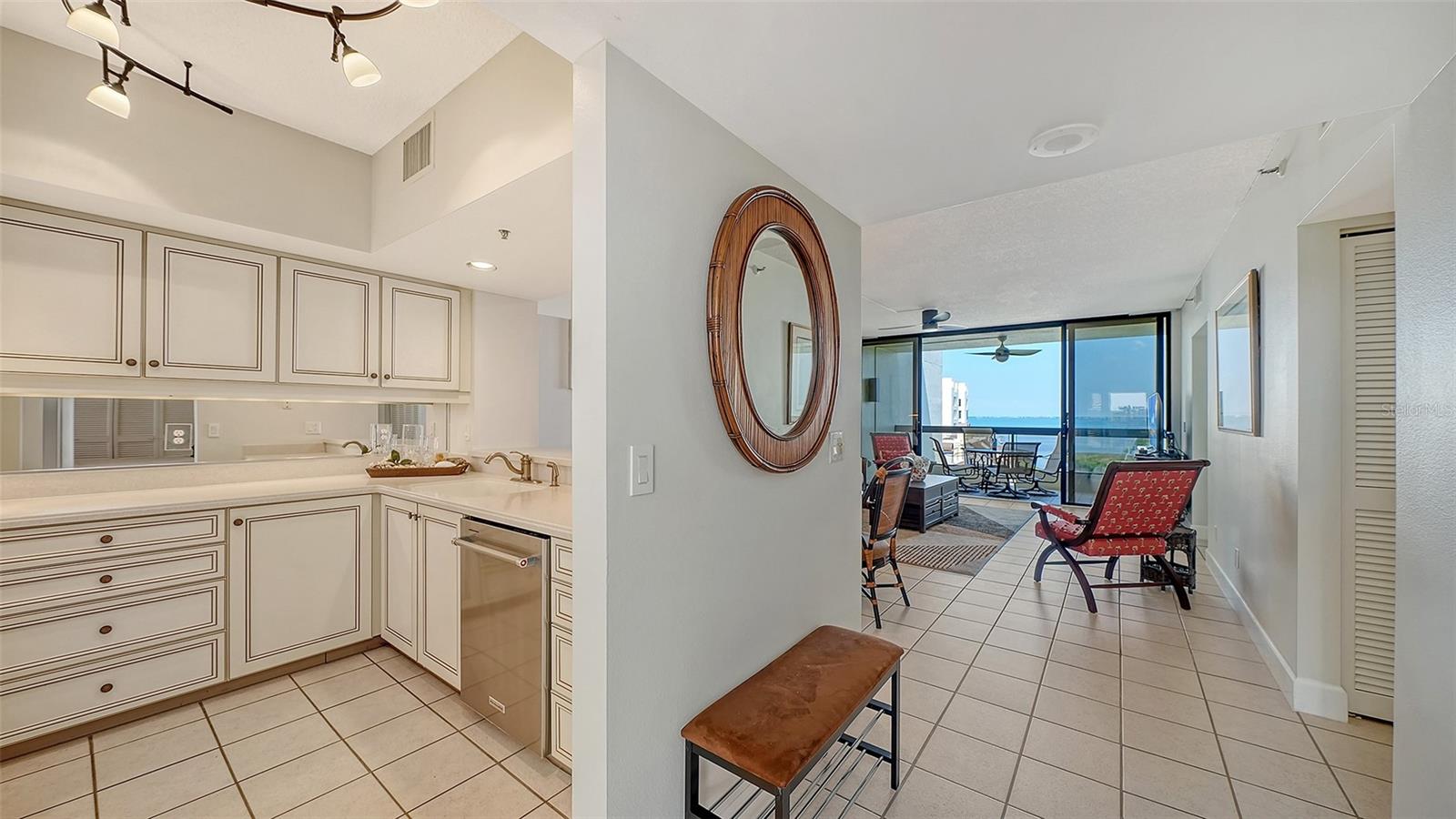 1932 HARBOURSIDE DR #242, LONGBOAT KEY, FL — photo 10