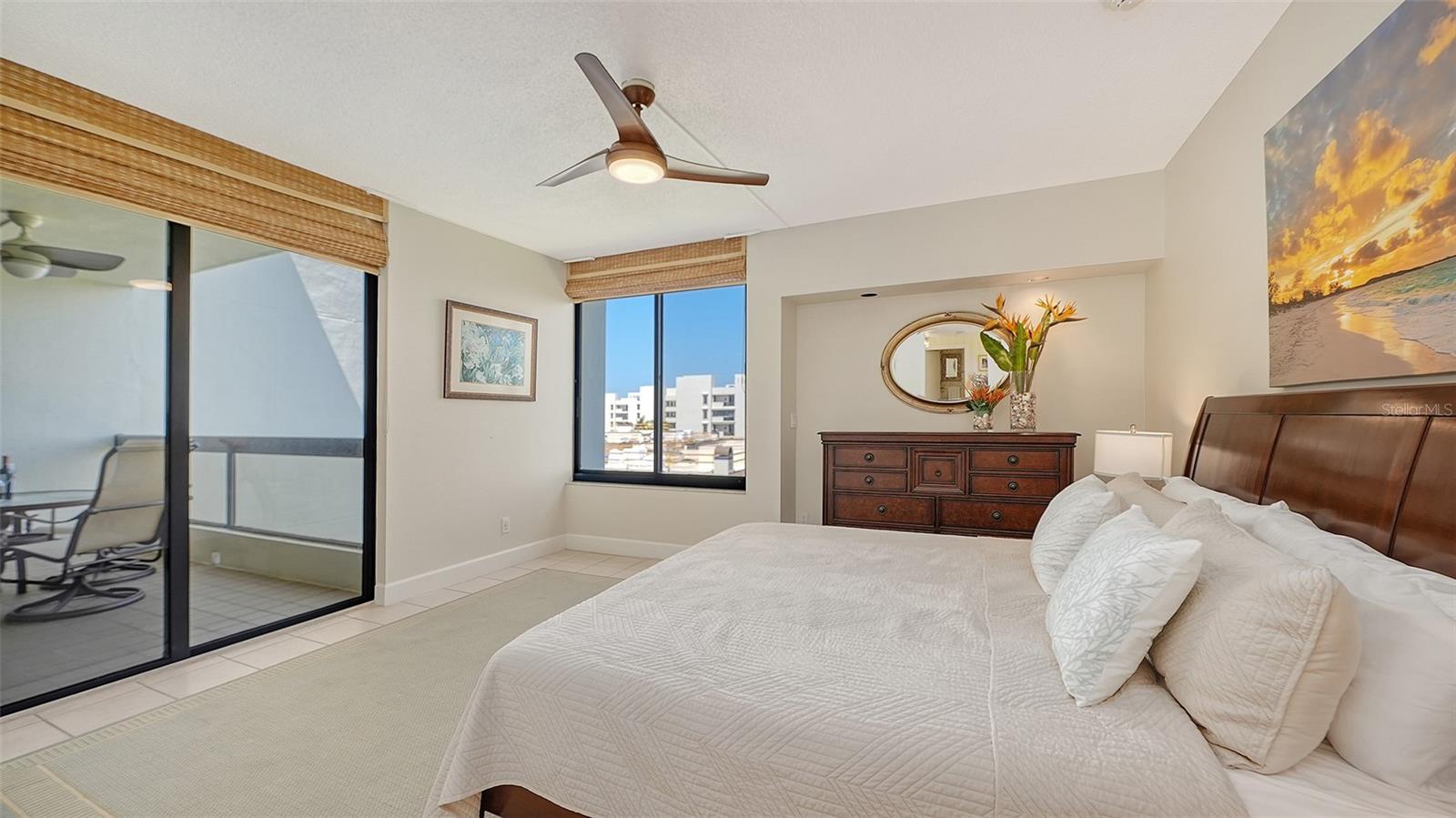 1932 HARBOURSIDE DR #242, LONGBOAT KEY, FL — photo 15