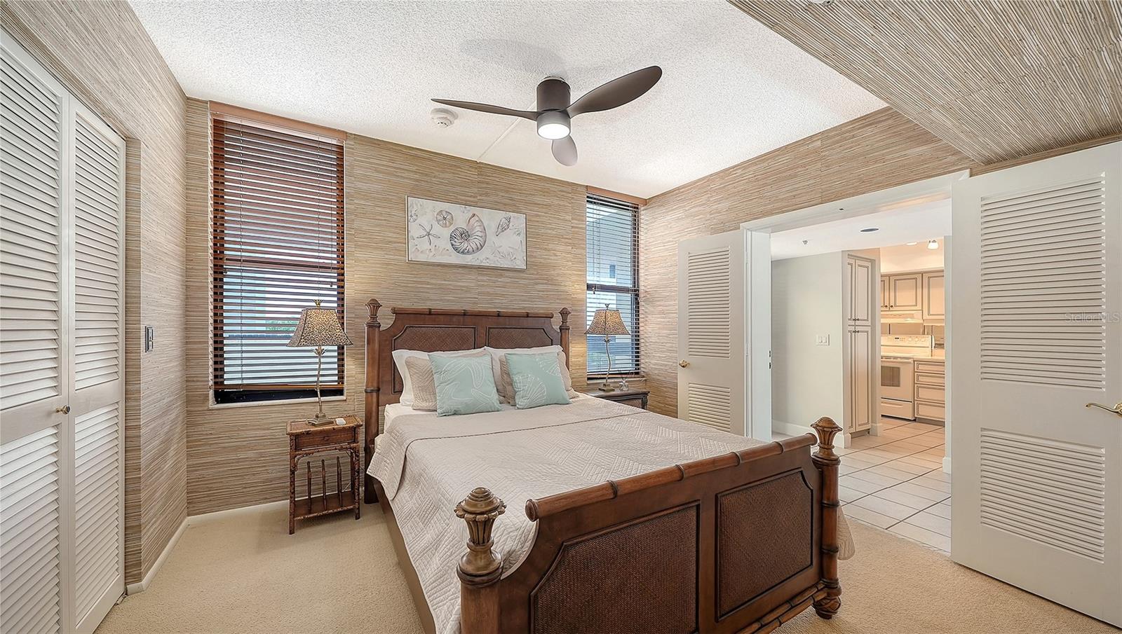1932 HARBOURSIDE DR #242, LONGBOAT KEY, FL — photo 19