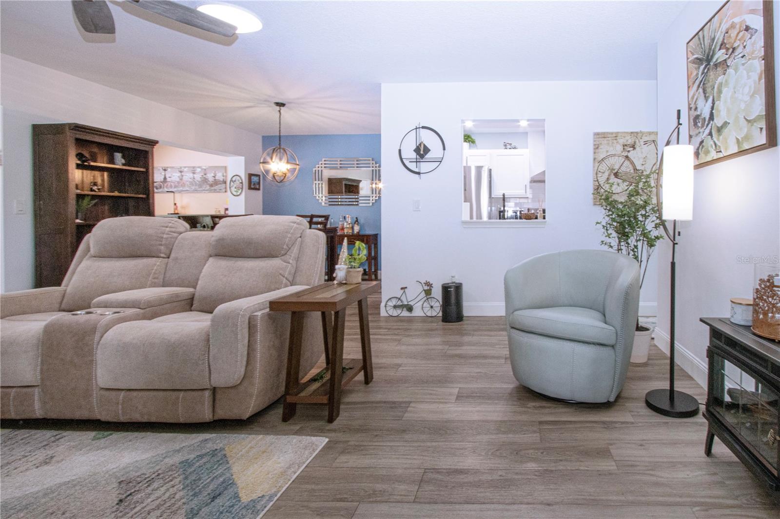 505 FINSBURY CIR #A, SUN CITY CENTER, FL — photo 9