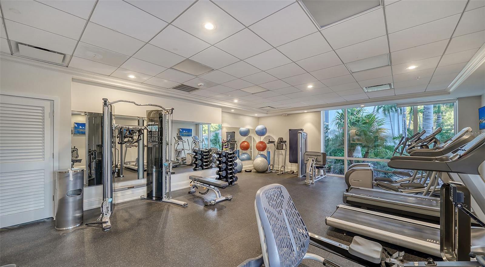 2425 GULF OF MEXICO DR #1A, LONGBOAT KEY, FL — photo 39