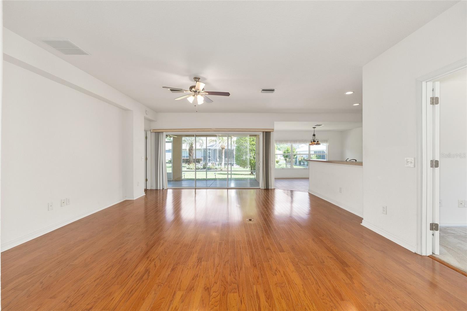9210 SE 118TH LOOP, SUMMERFIELD, FL — photo 9