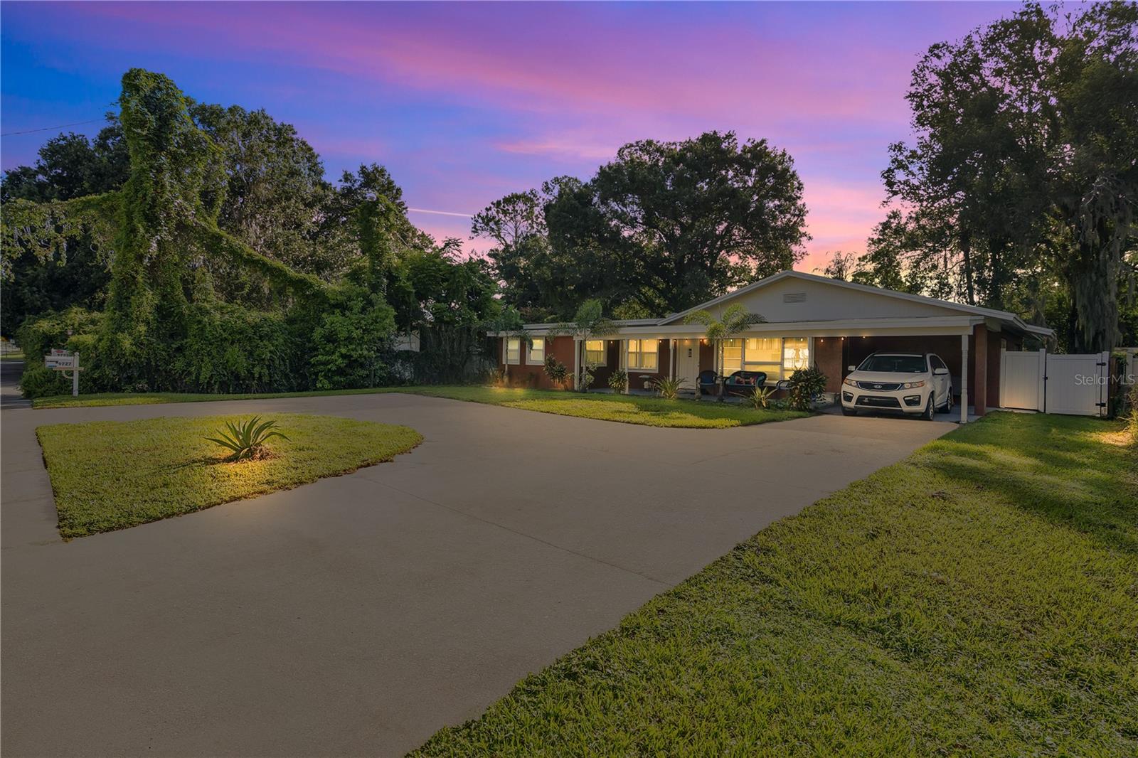 9727 BEAR LAKE RD, APOPKA, FL