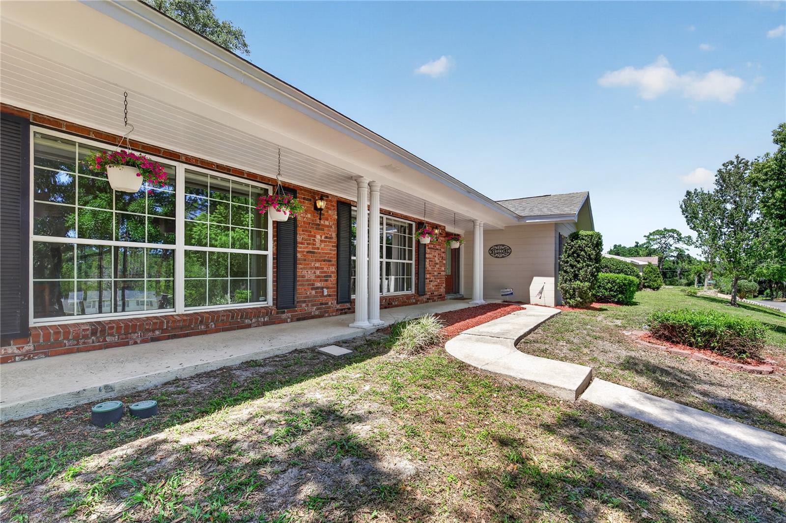 1945 NORMANDY DR, MOUNT DORA, FL — photo 9