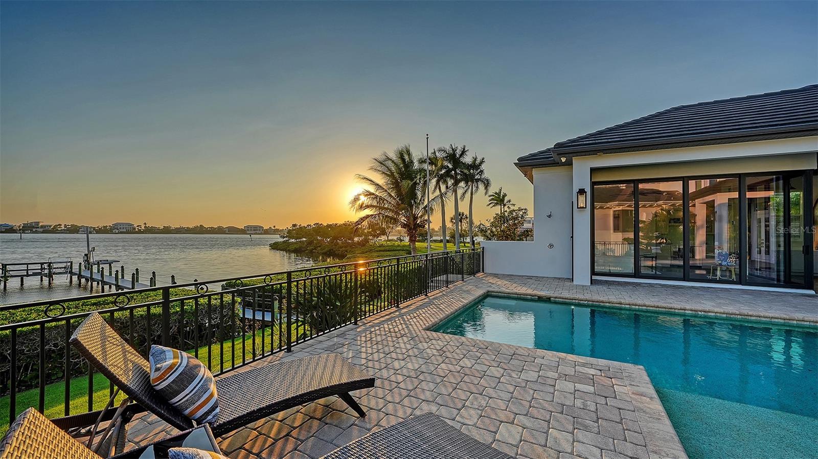 313 LOOKOUT POINT DR, OSPREY, FL — photo 88