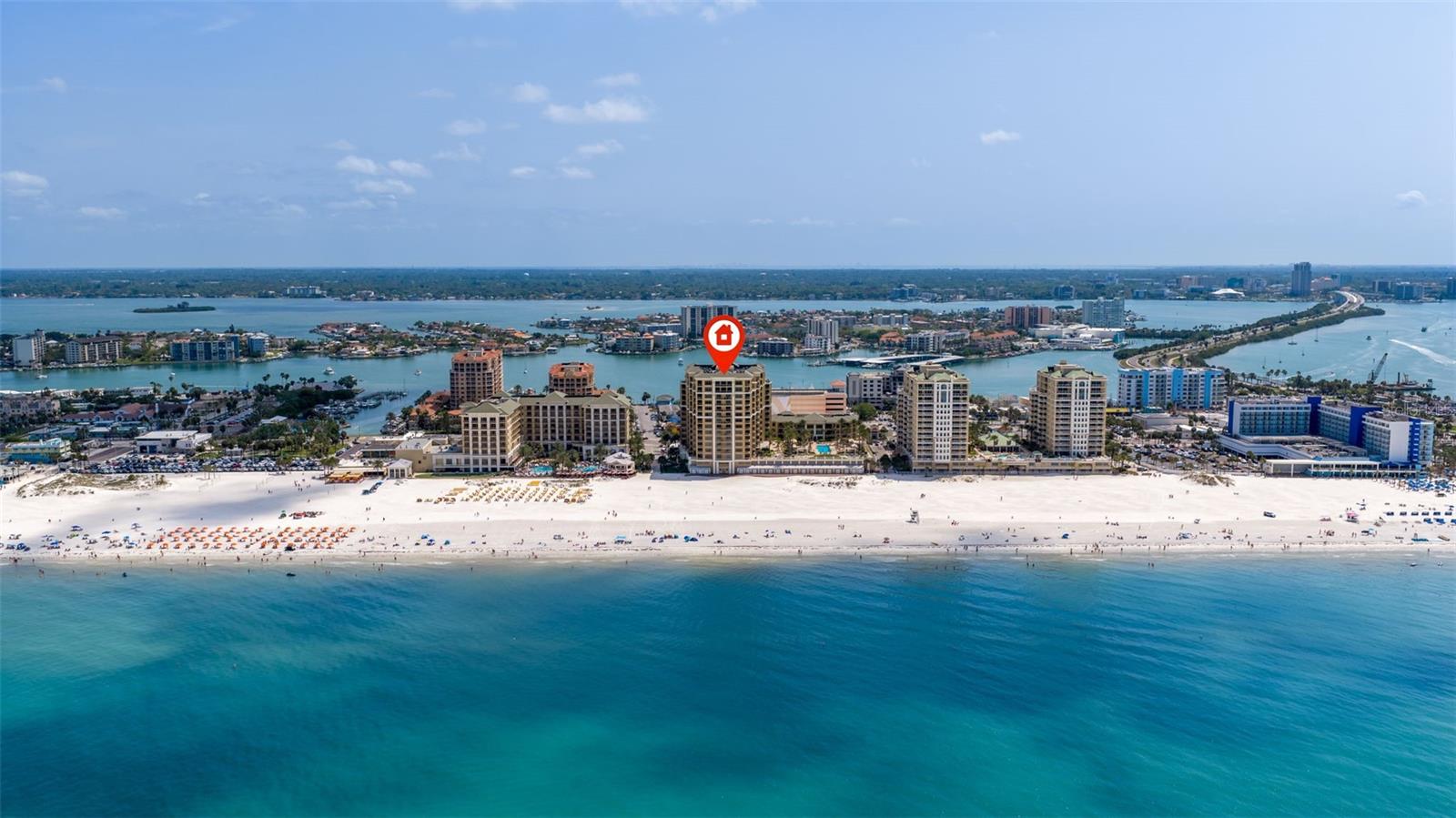 11 BAYMONT ST #302, CLEARWATER BEACH, FL — photo 3