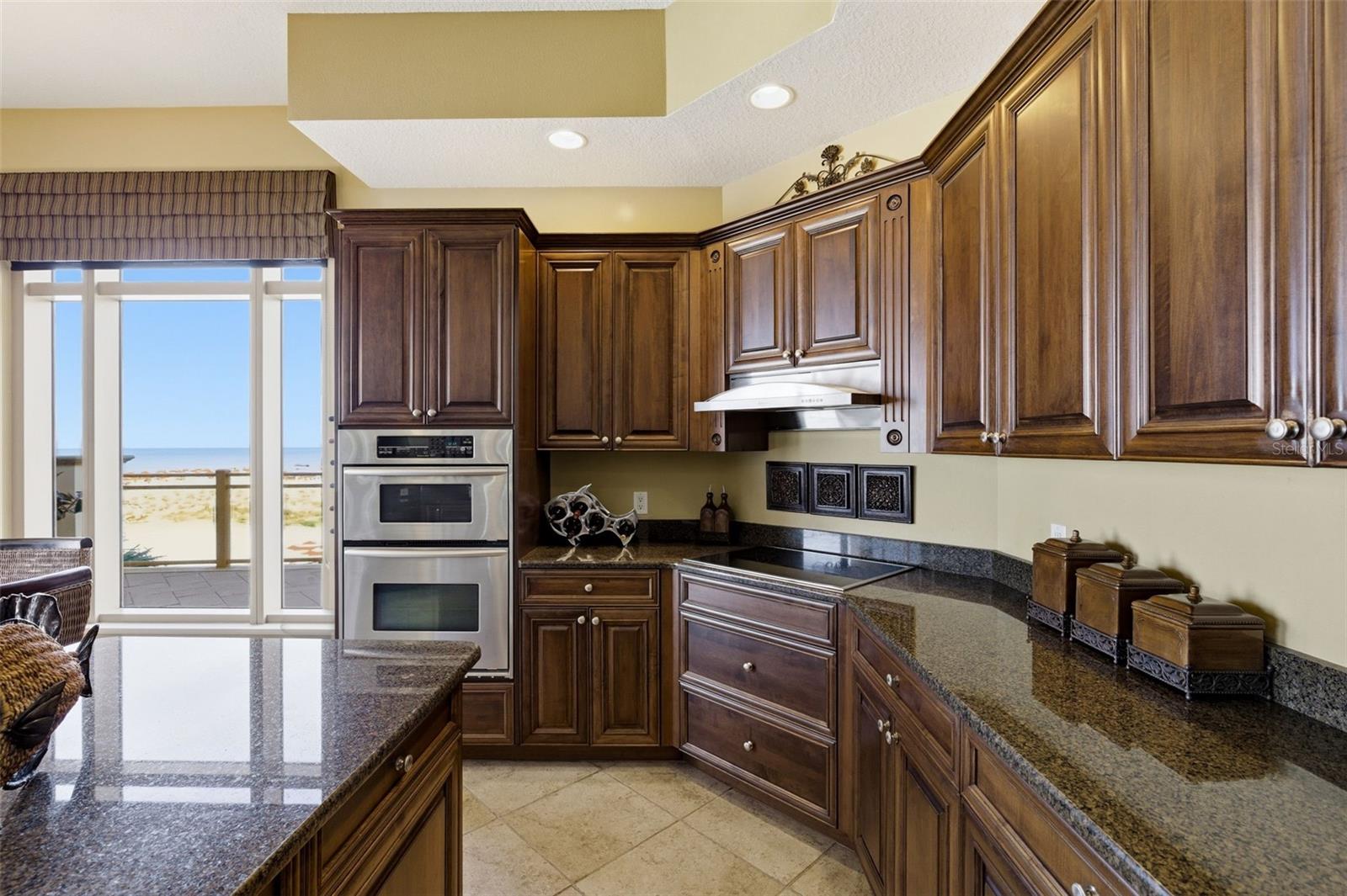 11 BAYMONT ST #302, CLEARWATER BEACH, FL — photo 19