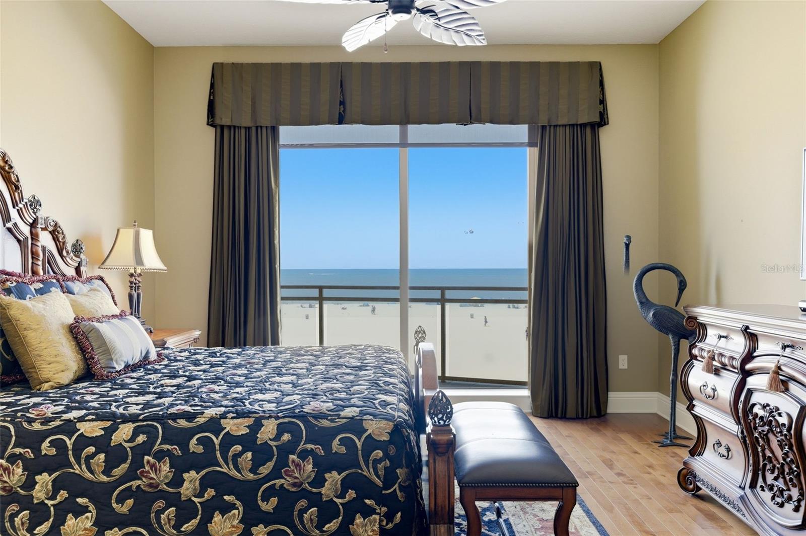 11 BAYMONT ST #302, CLEARWATER BEACH, FL — photo 24