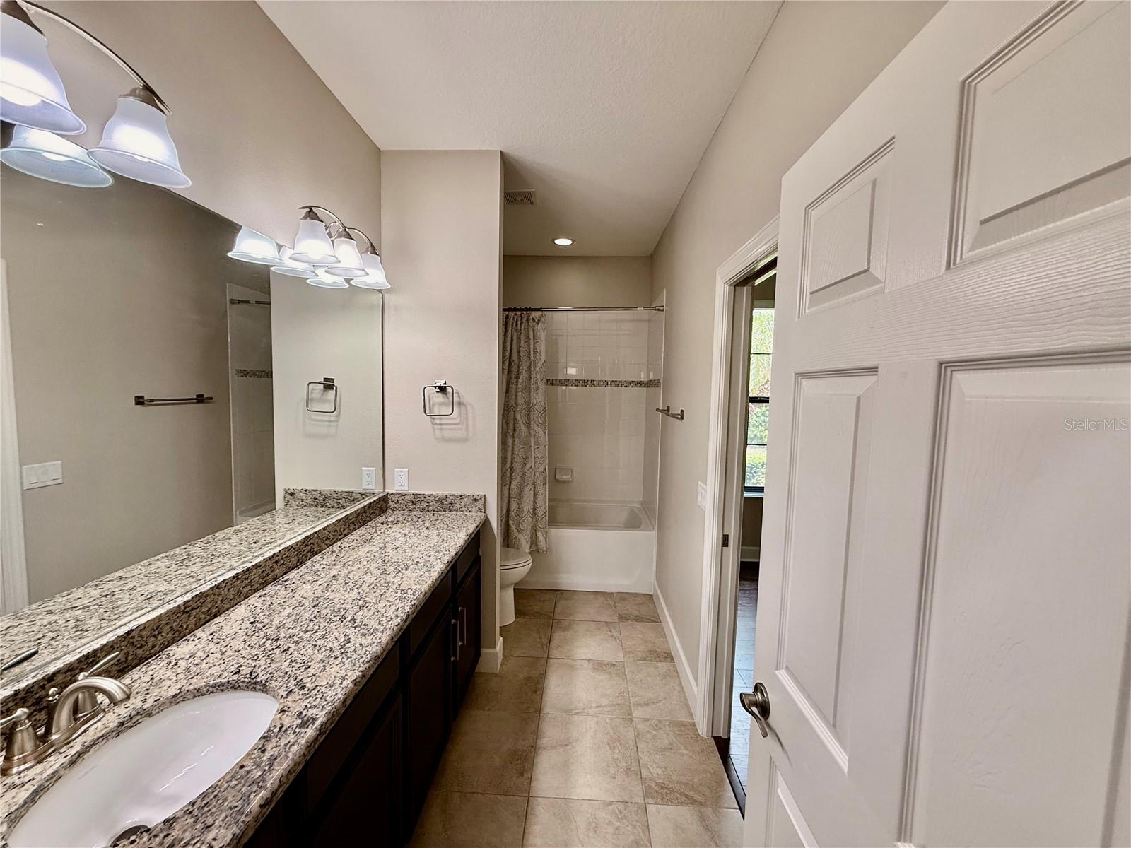 13241 TORRESINA TER, BRADENTON, FL — photo 16