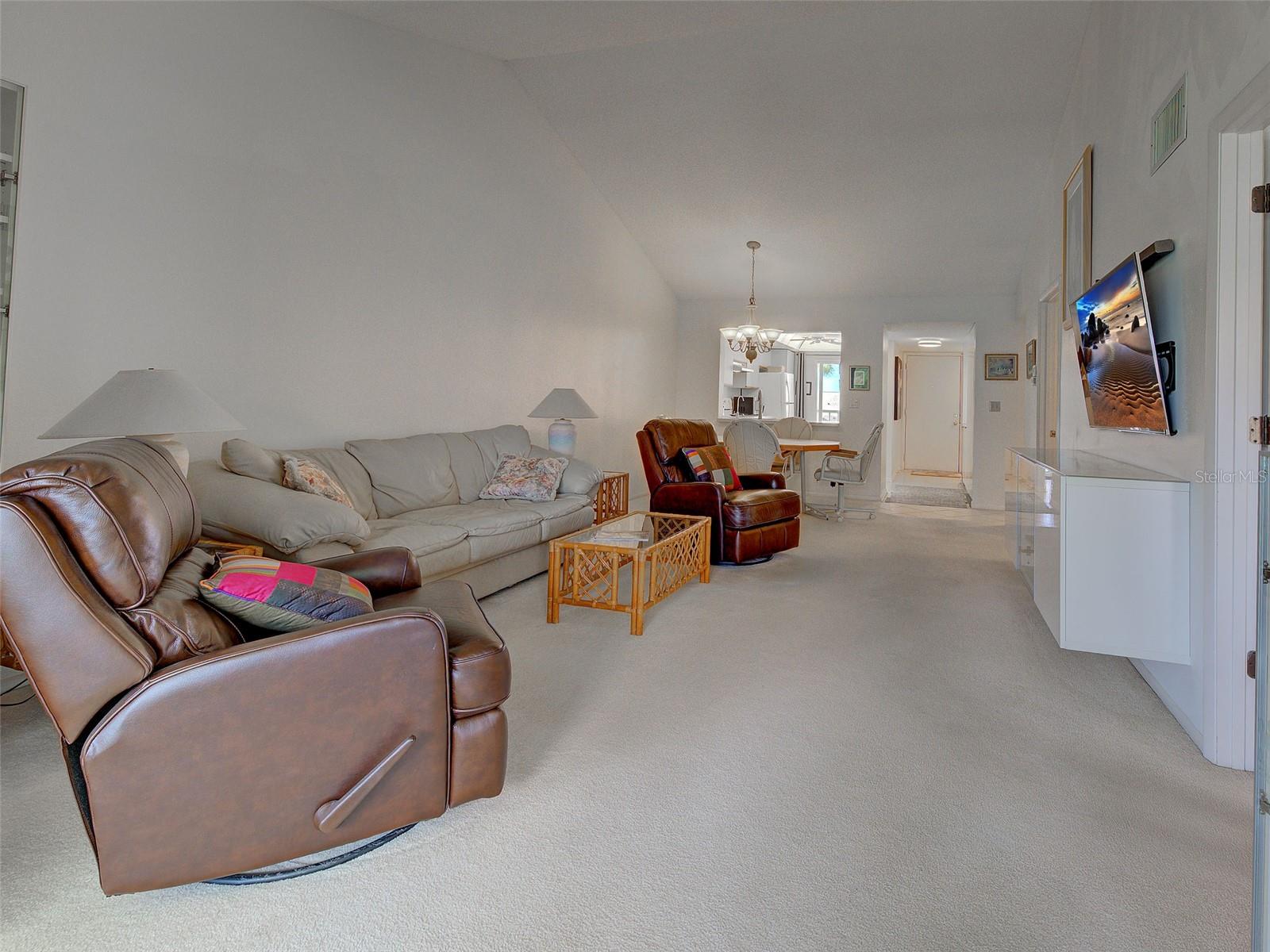 1405 PINE LAKE DR #5, VENICE, FL — photo 16
