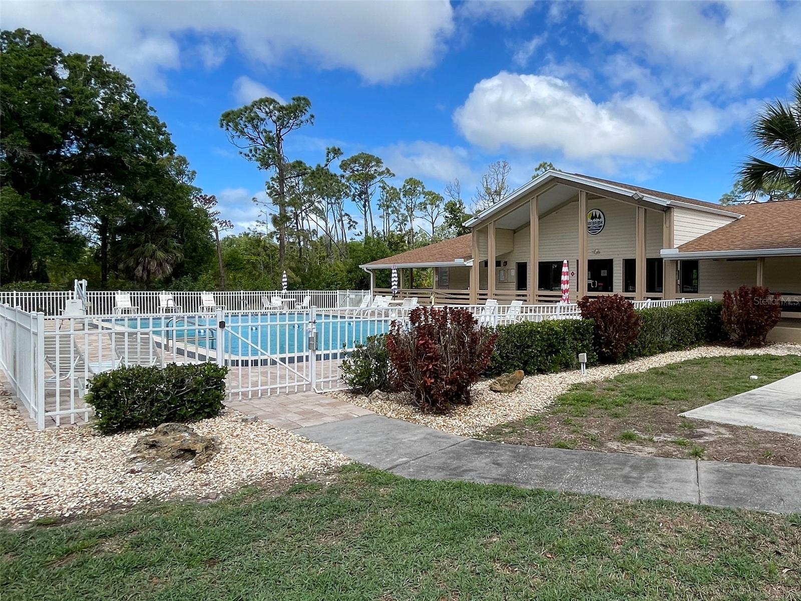 1405 PINE LAKE DR #5, VENICE, FL — photo 47