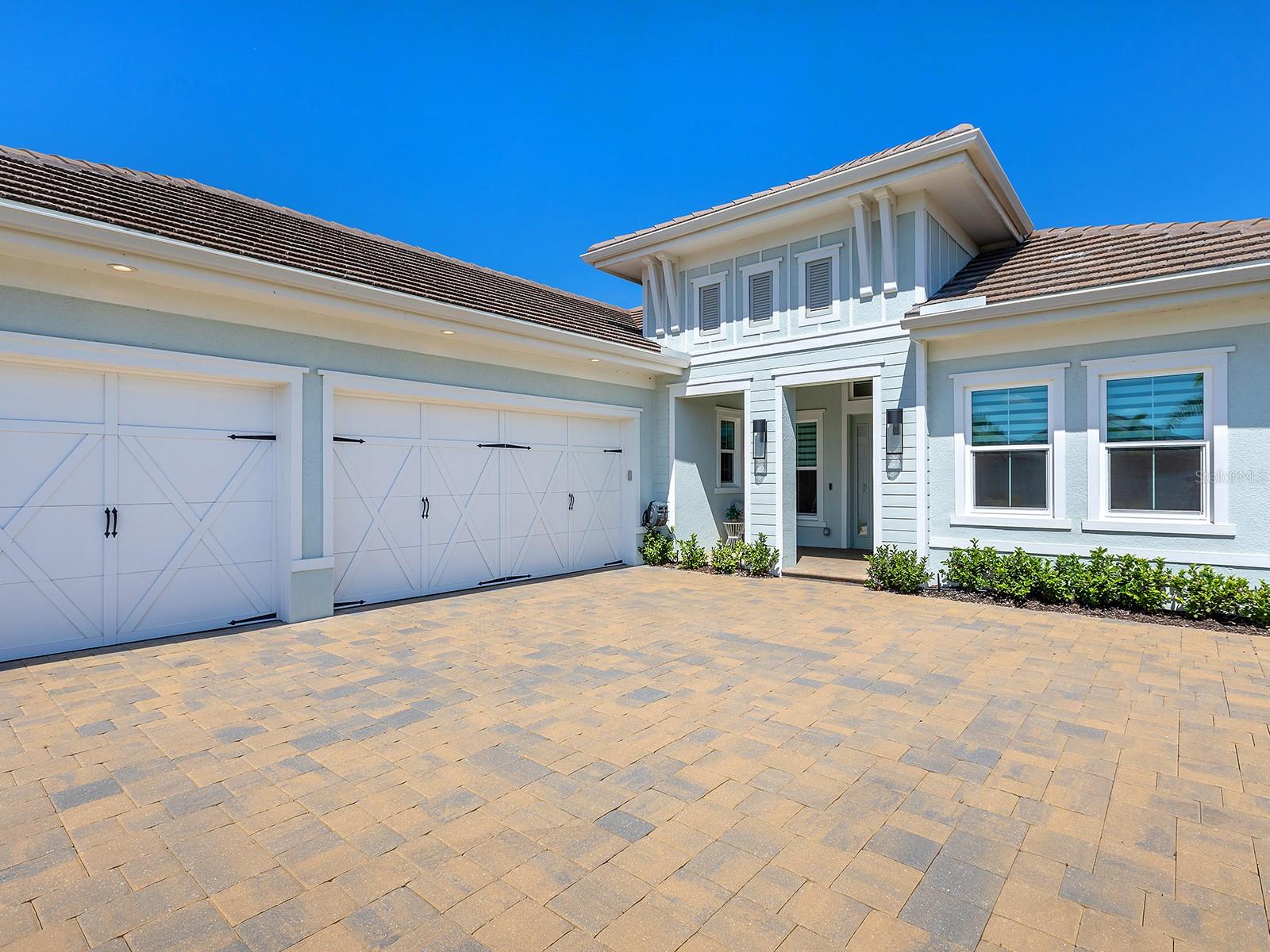 16903 VERONA PL, LAKEWOOD RANCH, FL — photo 2