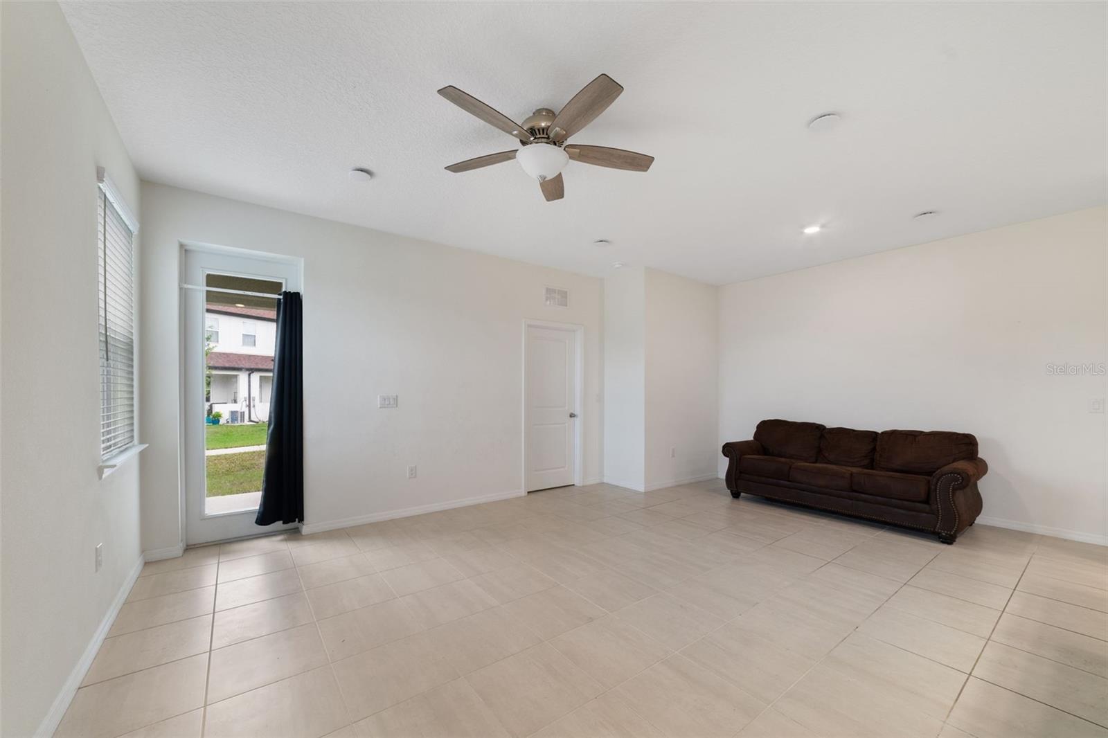 4371 CREEK COVE LN, KISSIMMEE, FL — photo 4