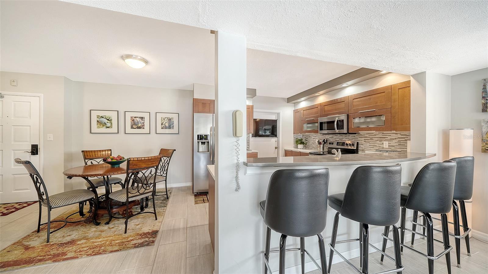 225 HOURGLASS WAY #202, SARASOTA, FL — photo 23