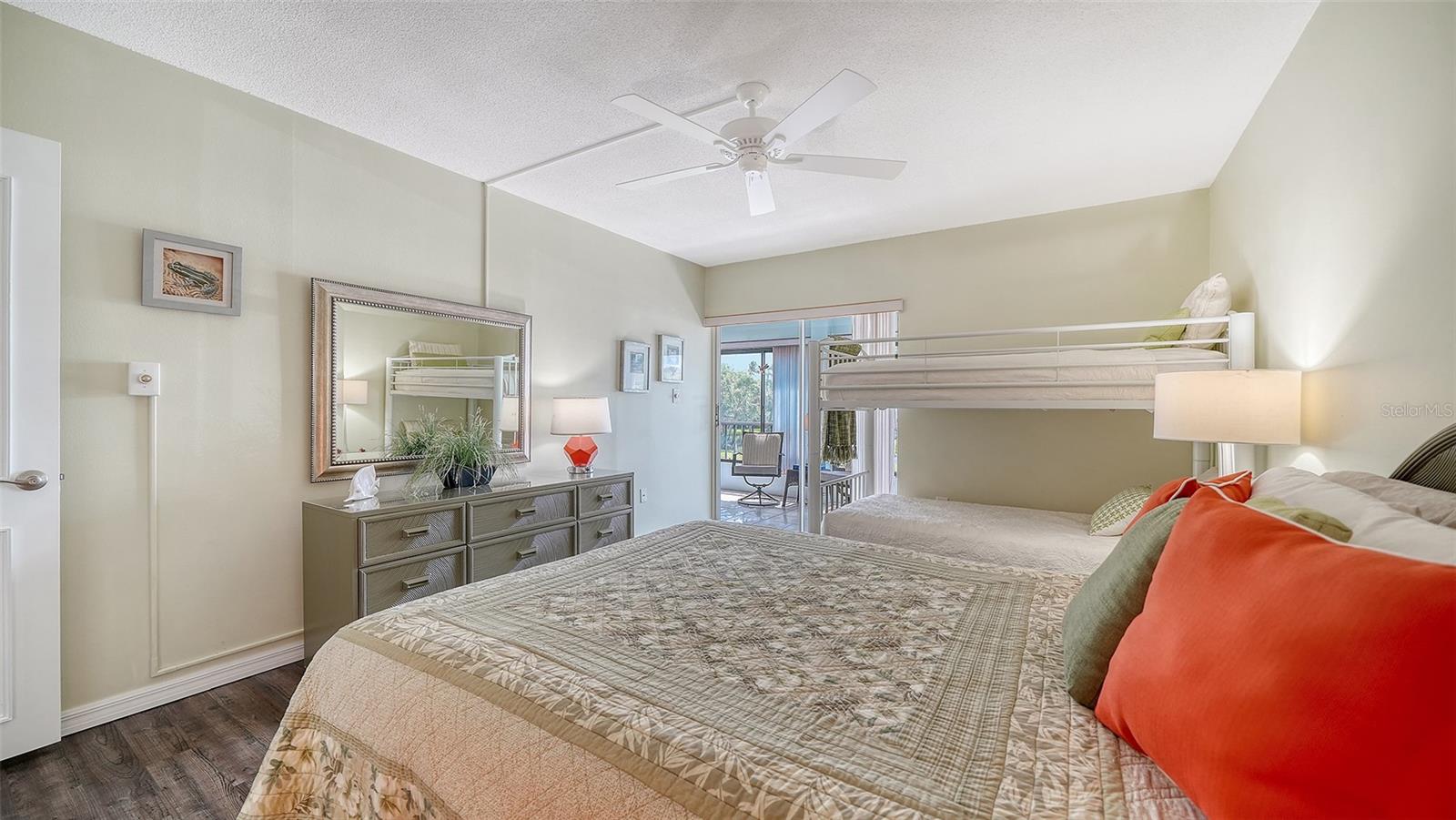 225 HOURGLASS WAY #202, SARASOTA, FL — photo 29