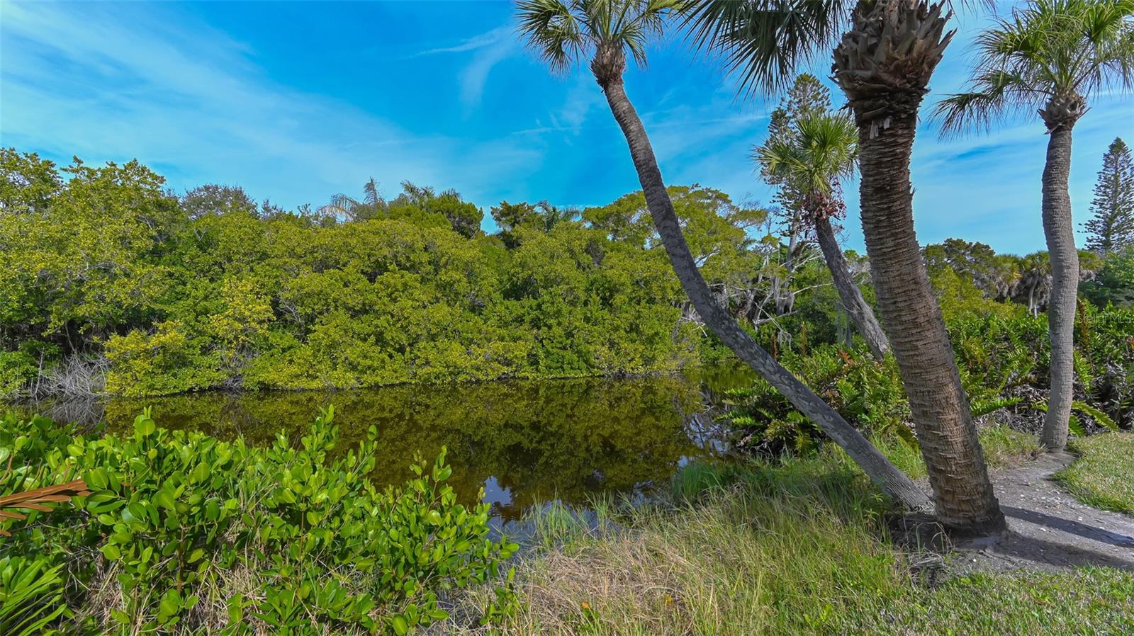 225 HOURGLASS WAY #202, SARASOTA, FL — photo 37
