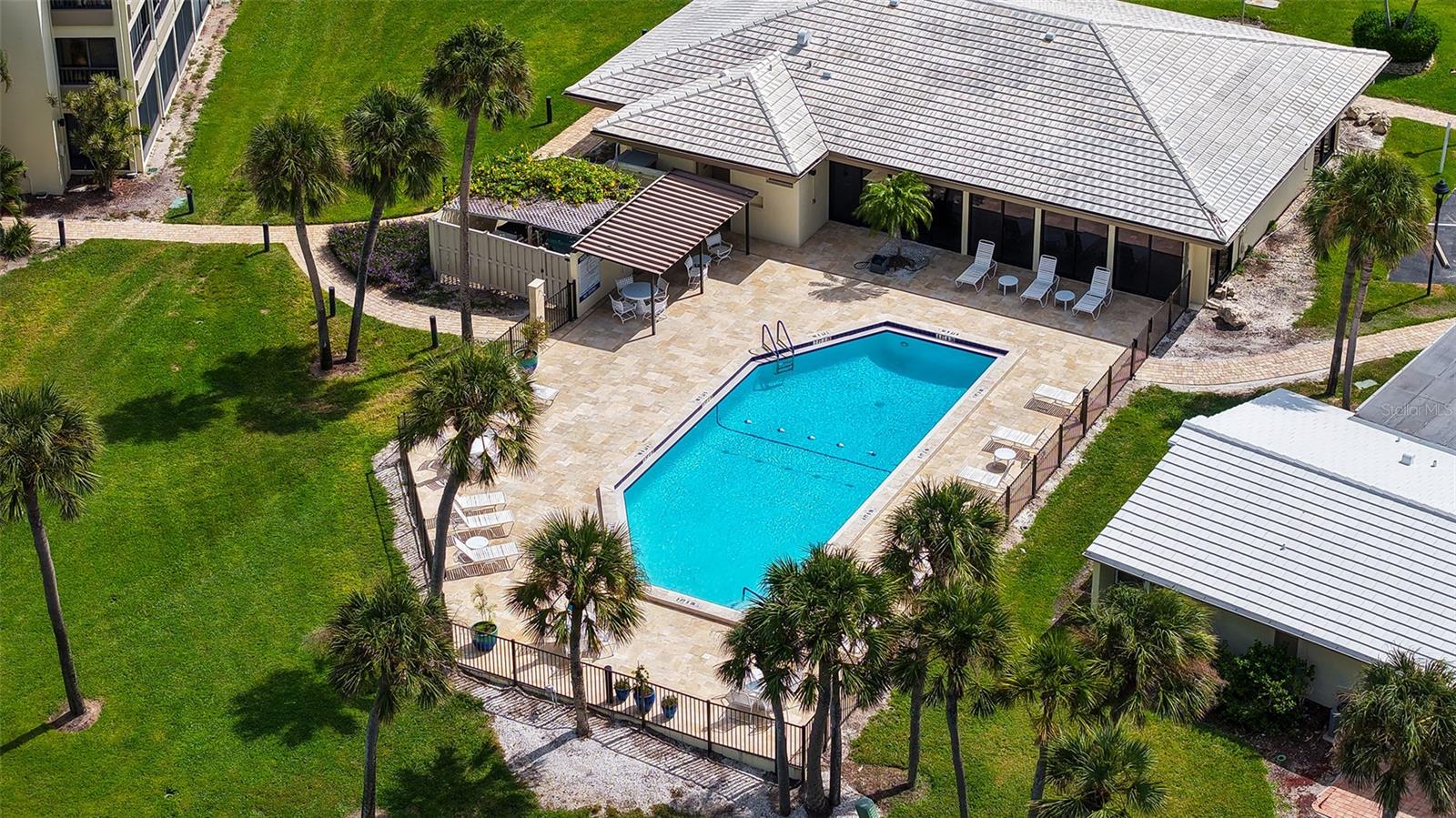 225 HOURGLASS WAY #202, SARASOTA, FL — photo 42