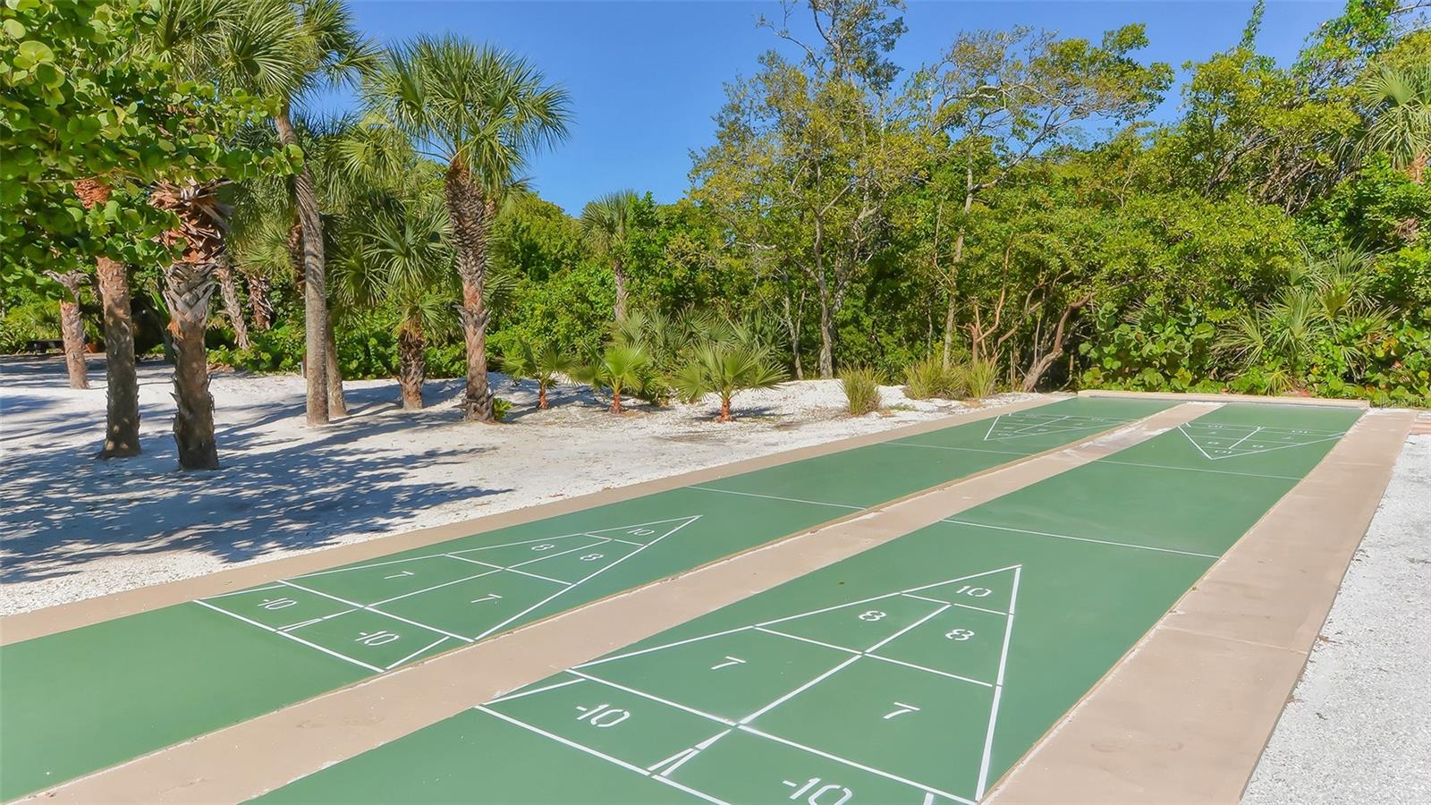 225 HOURGLASS WAY #202, SARASOTA, FL — photo 57