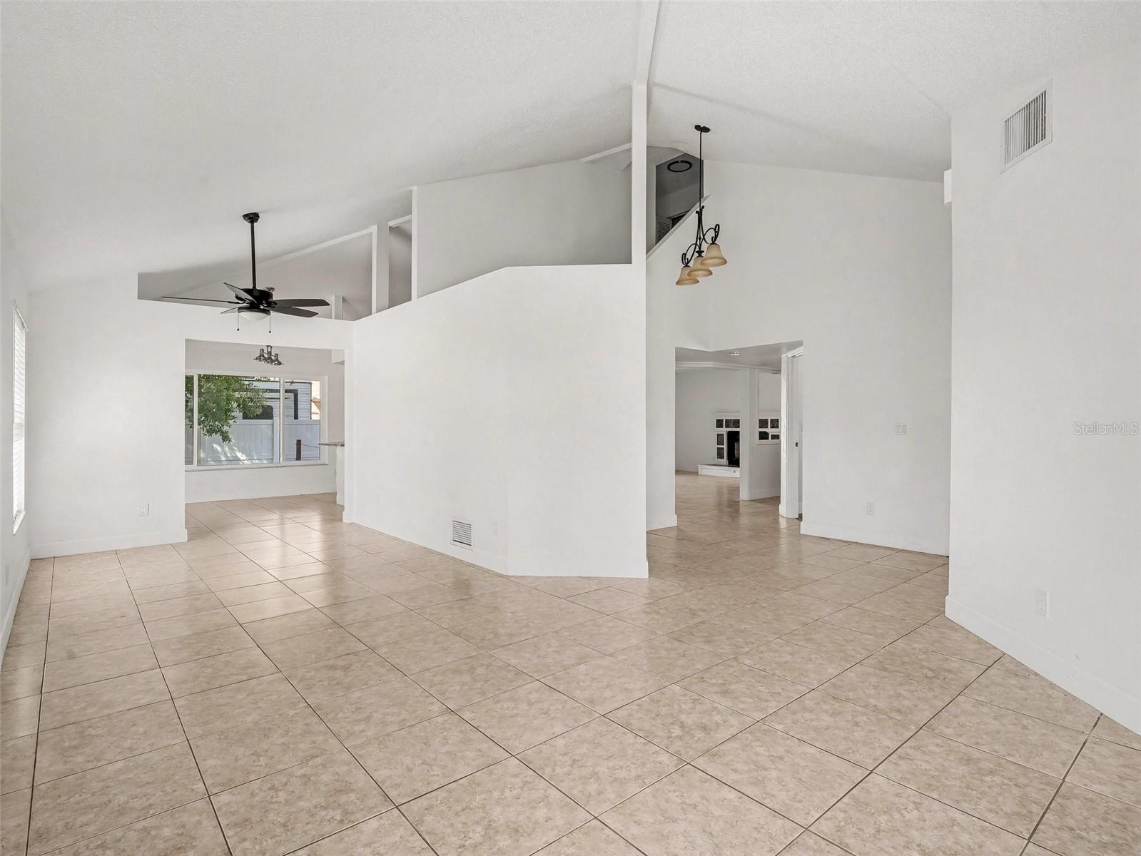 822 DIANE CIR, ENGLEWOOD, FL — photo 6