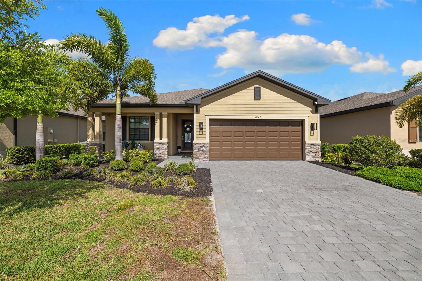 1842 W ISLES RD, PORT CHARLOTTE, FL