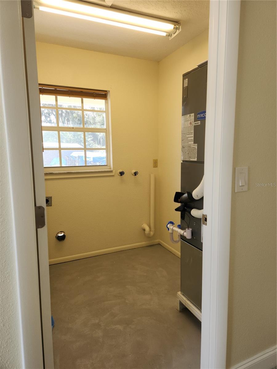 1652 SW HARLEM CIR, ARCADIA, FL — photo 9