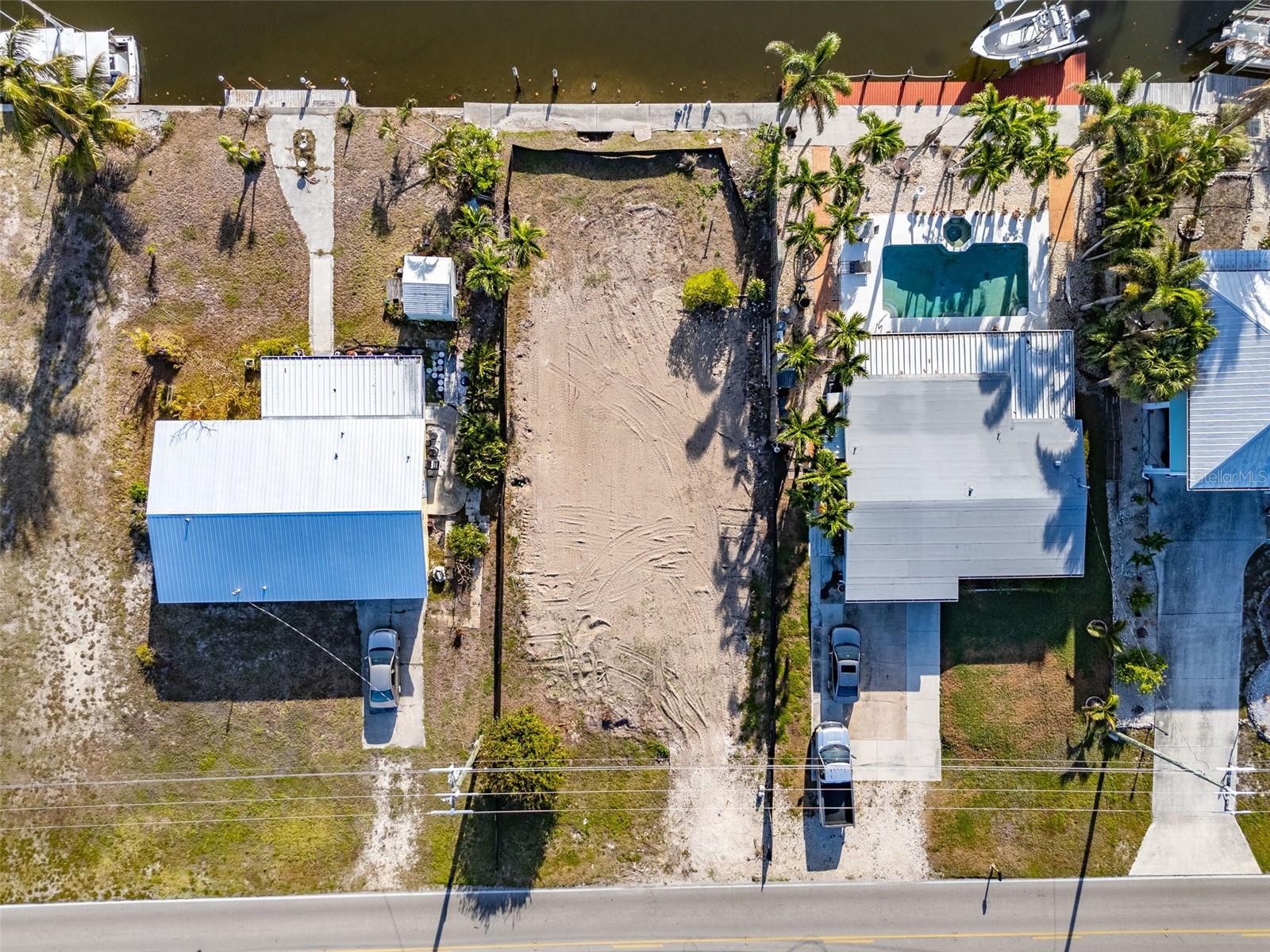3314 YORK RD, ST JAMES CITY, FL — photo 4