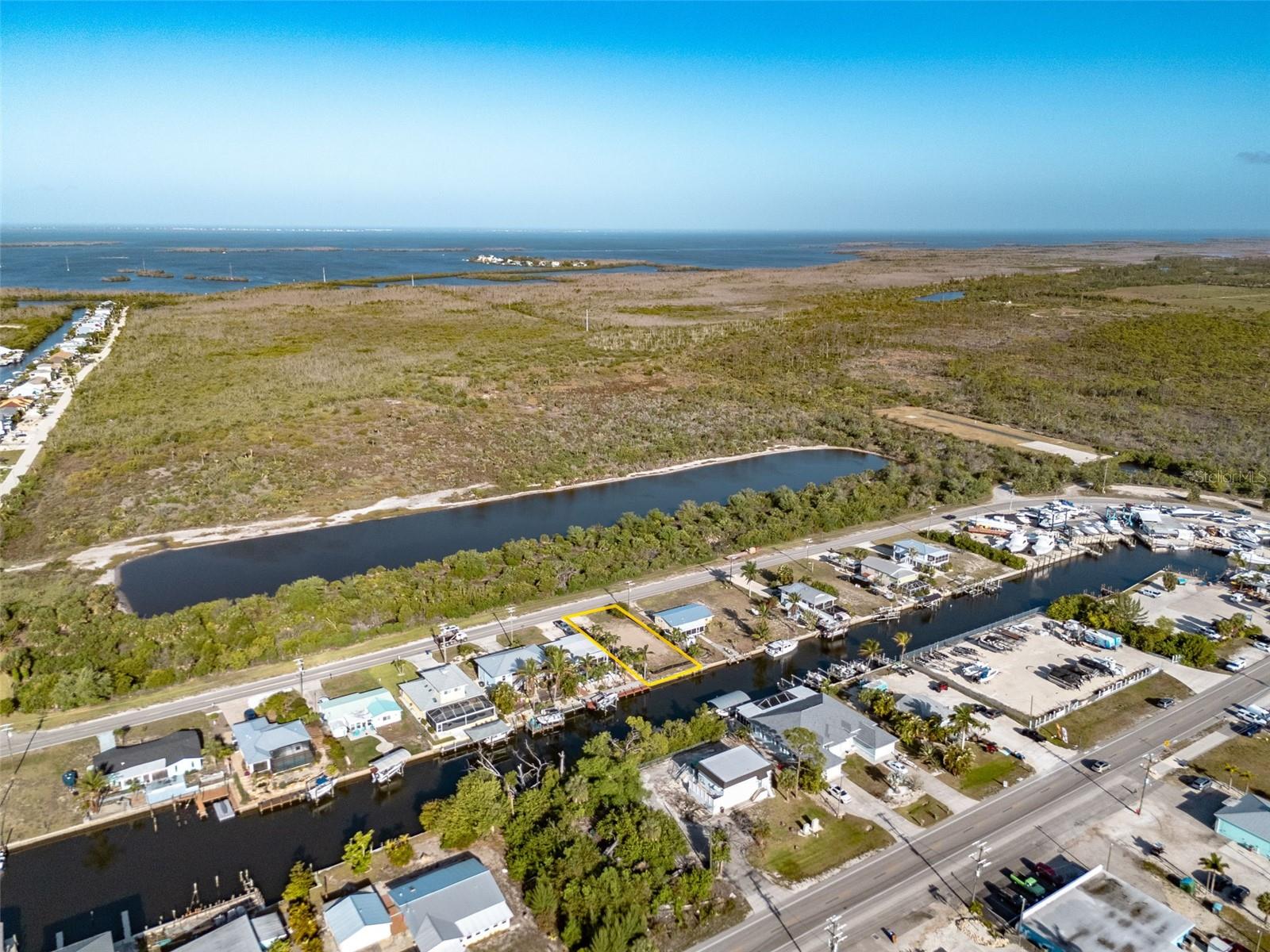 3314 YORK RD, ST JAMES CITY, FL — photo 9