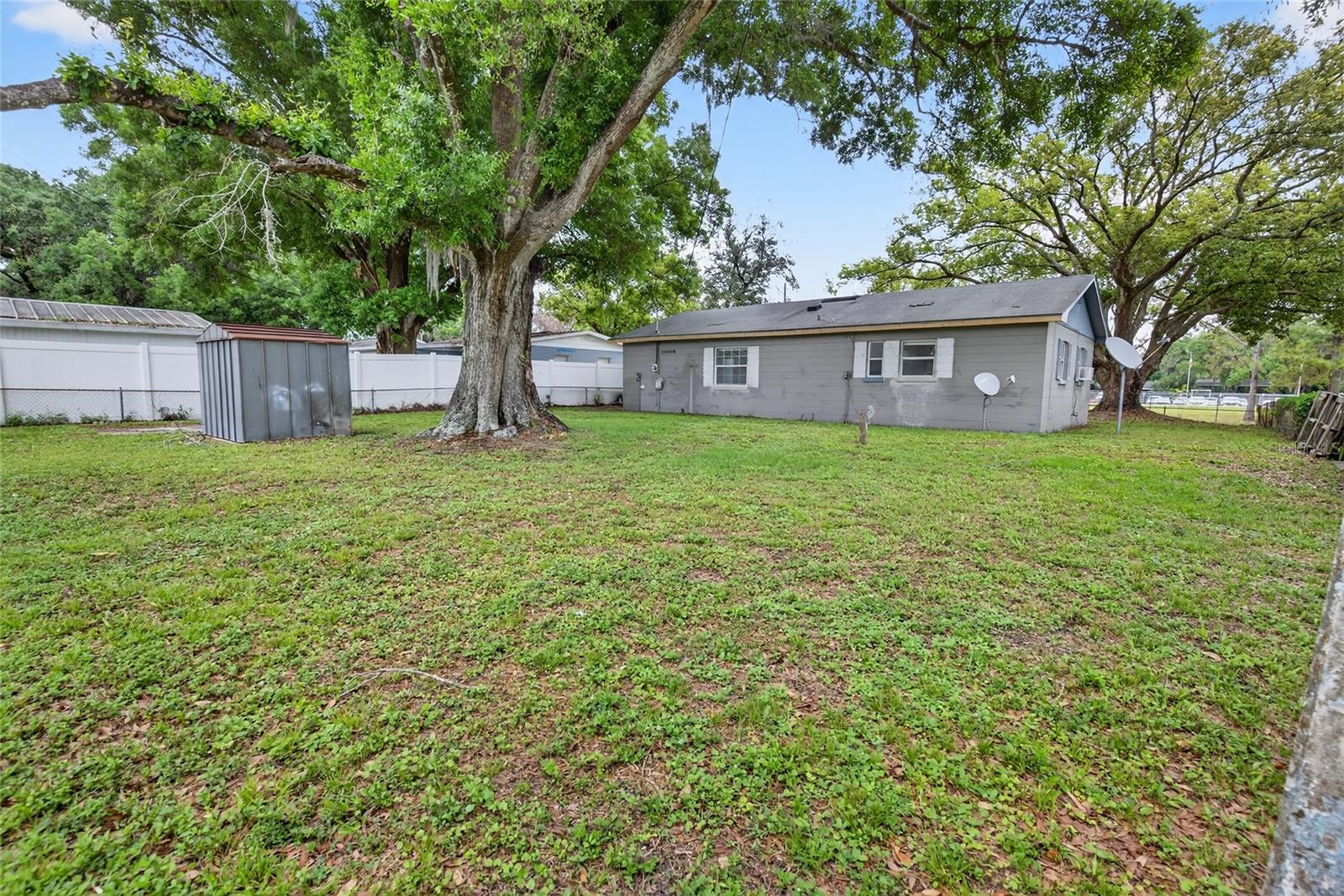 1232 WOODLAND AVE, LAKELAND, FL — photo 15