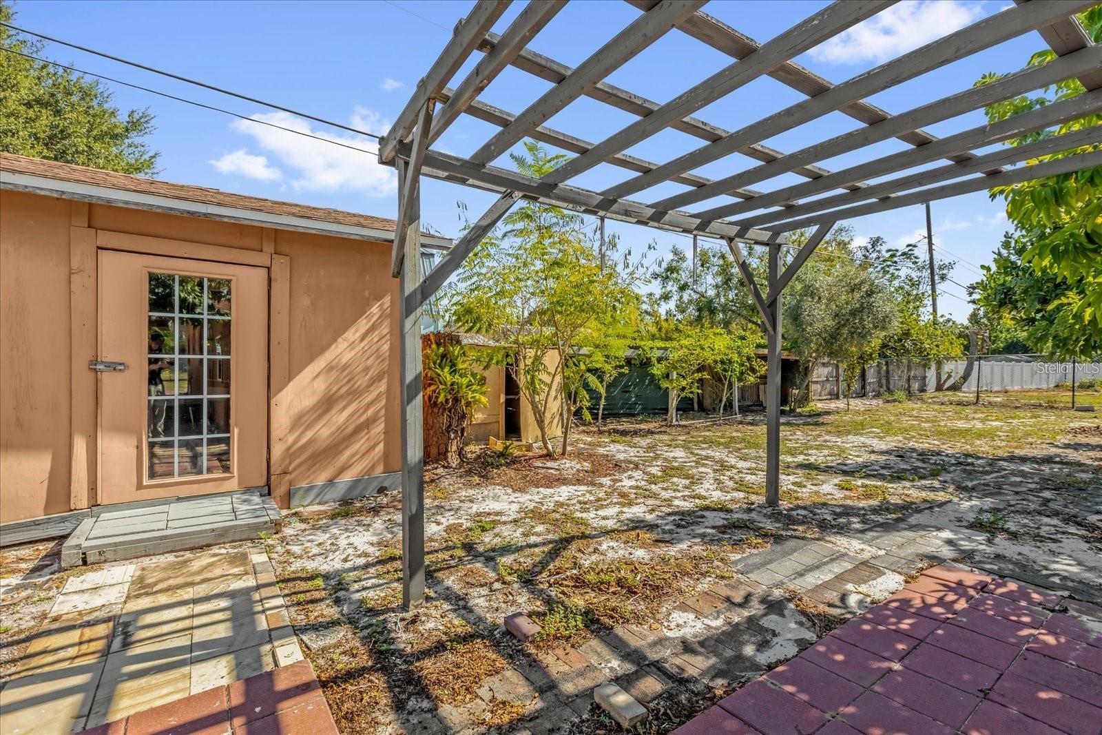910 W RICH DR, MOUNT DORA, FL — photo 51