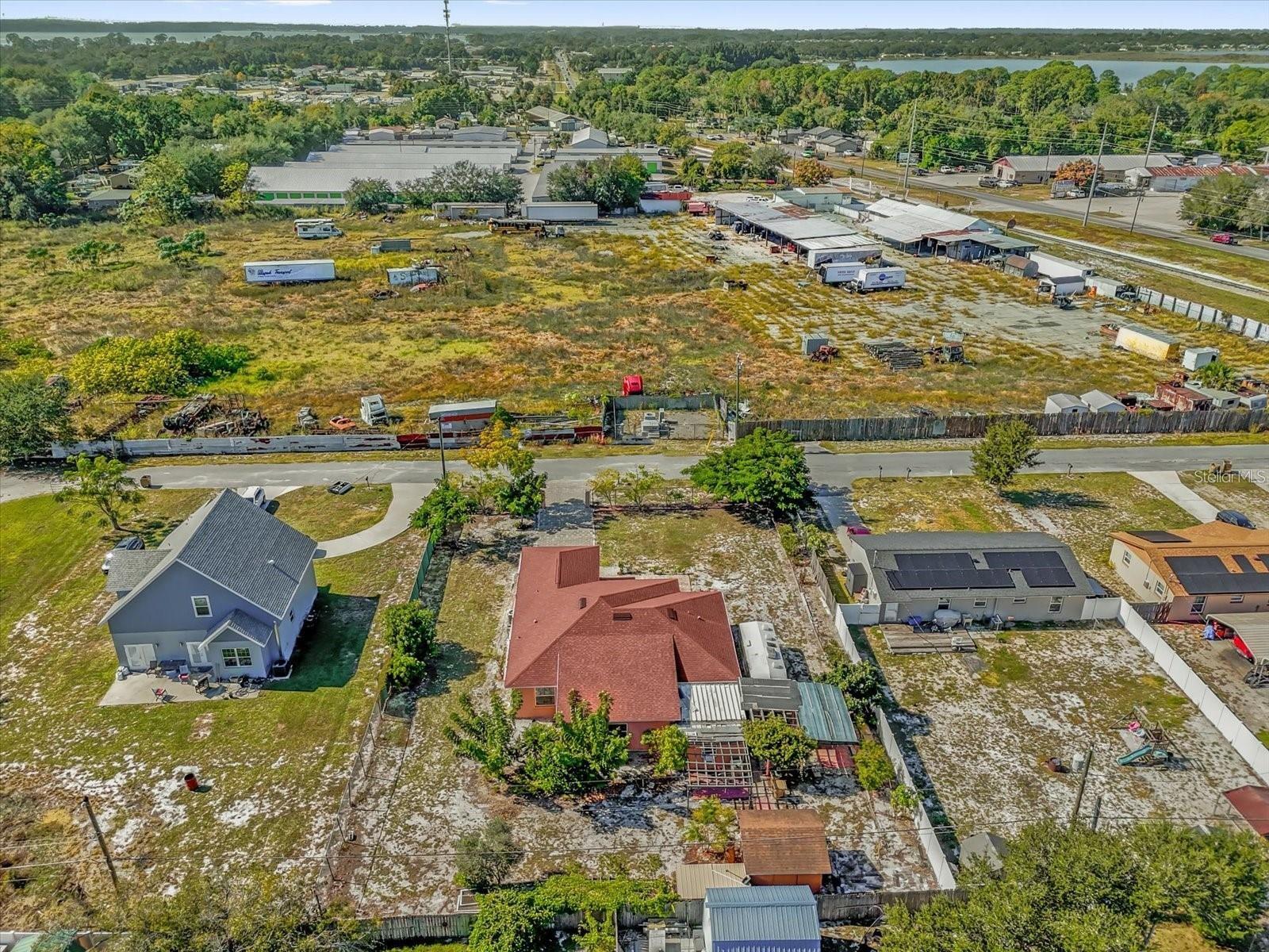 910 W RICH DR, MOUNT DORA, FL — photo 55