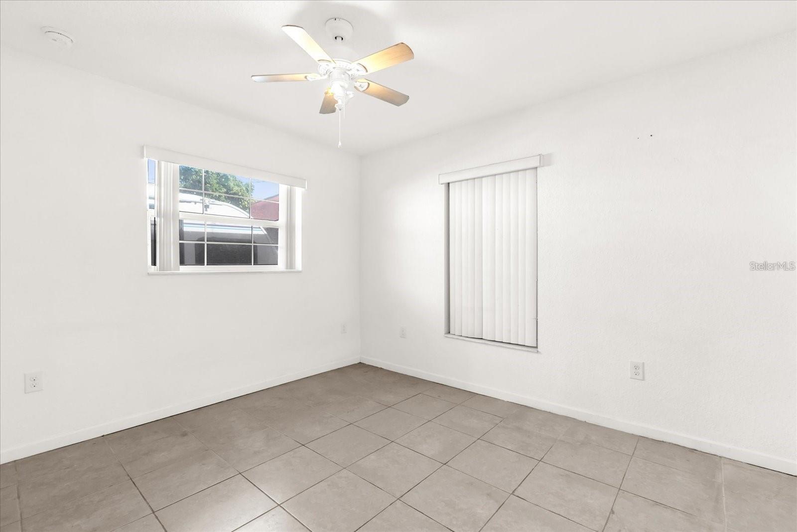 910 W RICH DR, MOUNT DORA, FL — photo 71