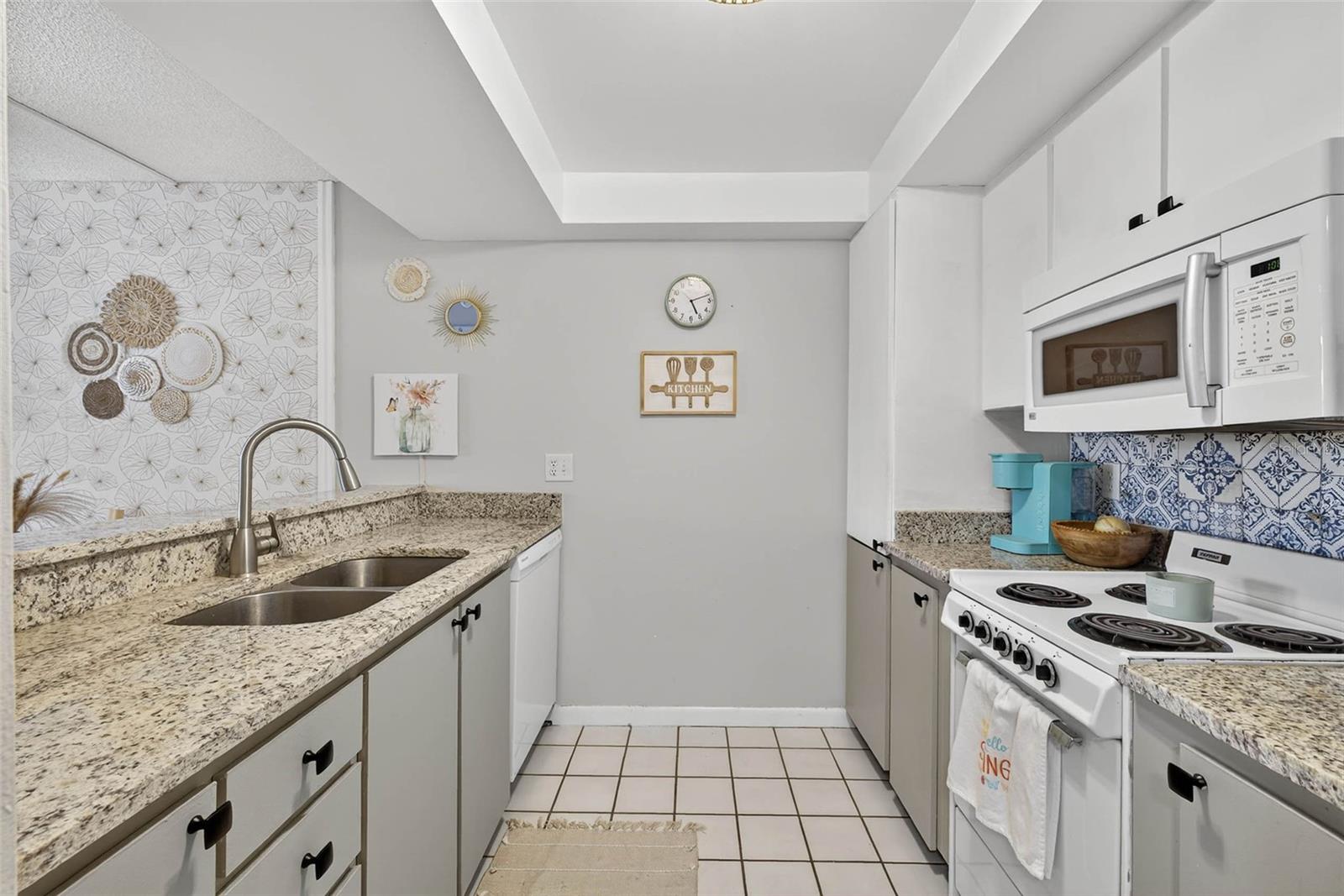 2614 COVE CAY DR #405, CLEARWATER, FL — photo 3