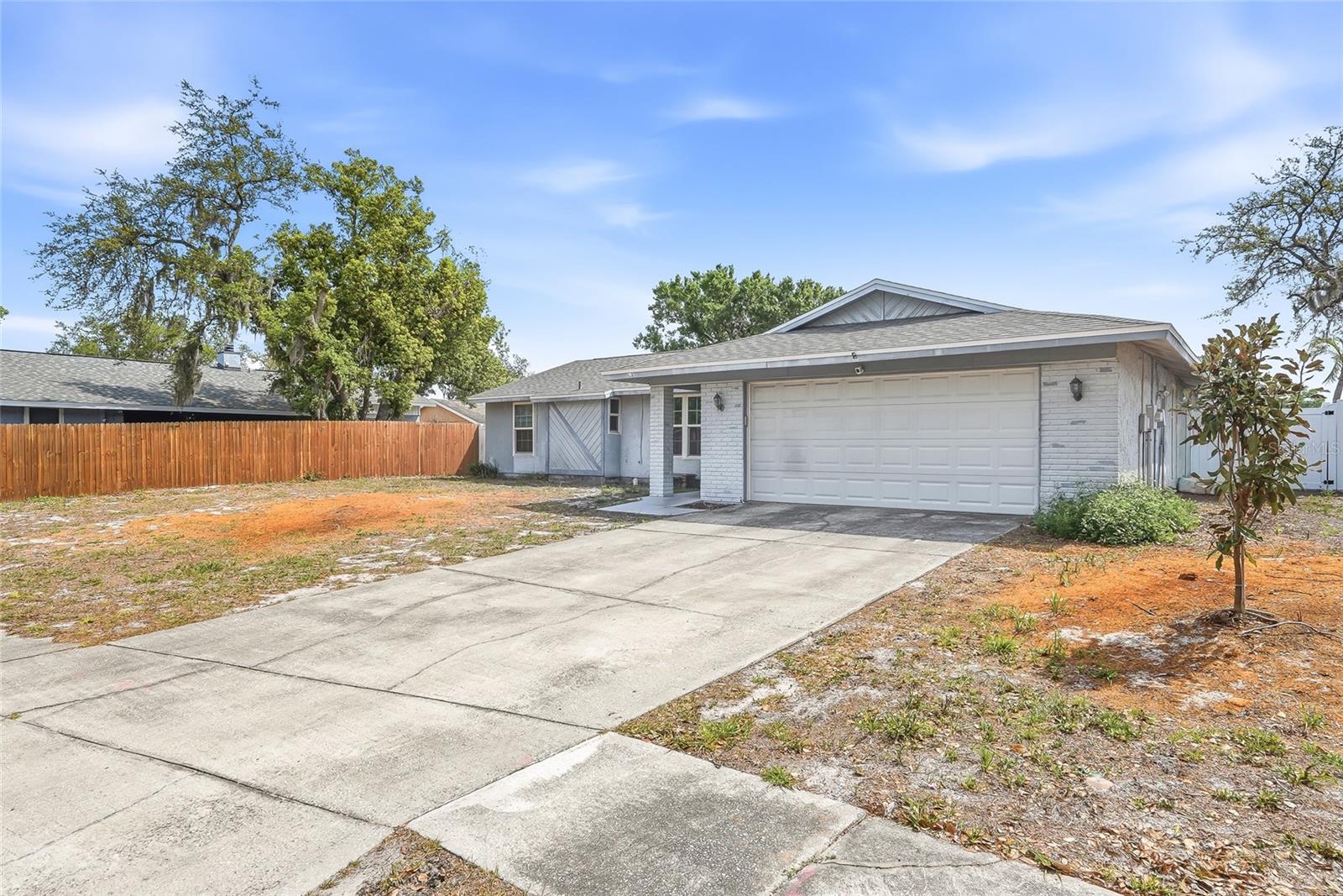 4104 FALLON CT, BRANDON, FL — photo 2
